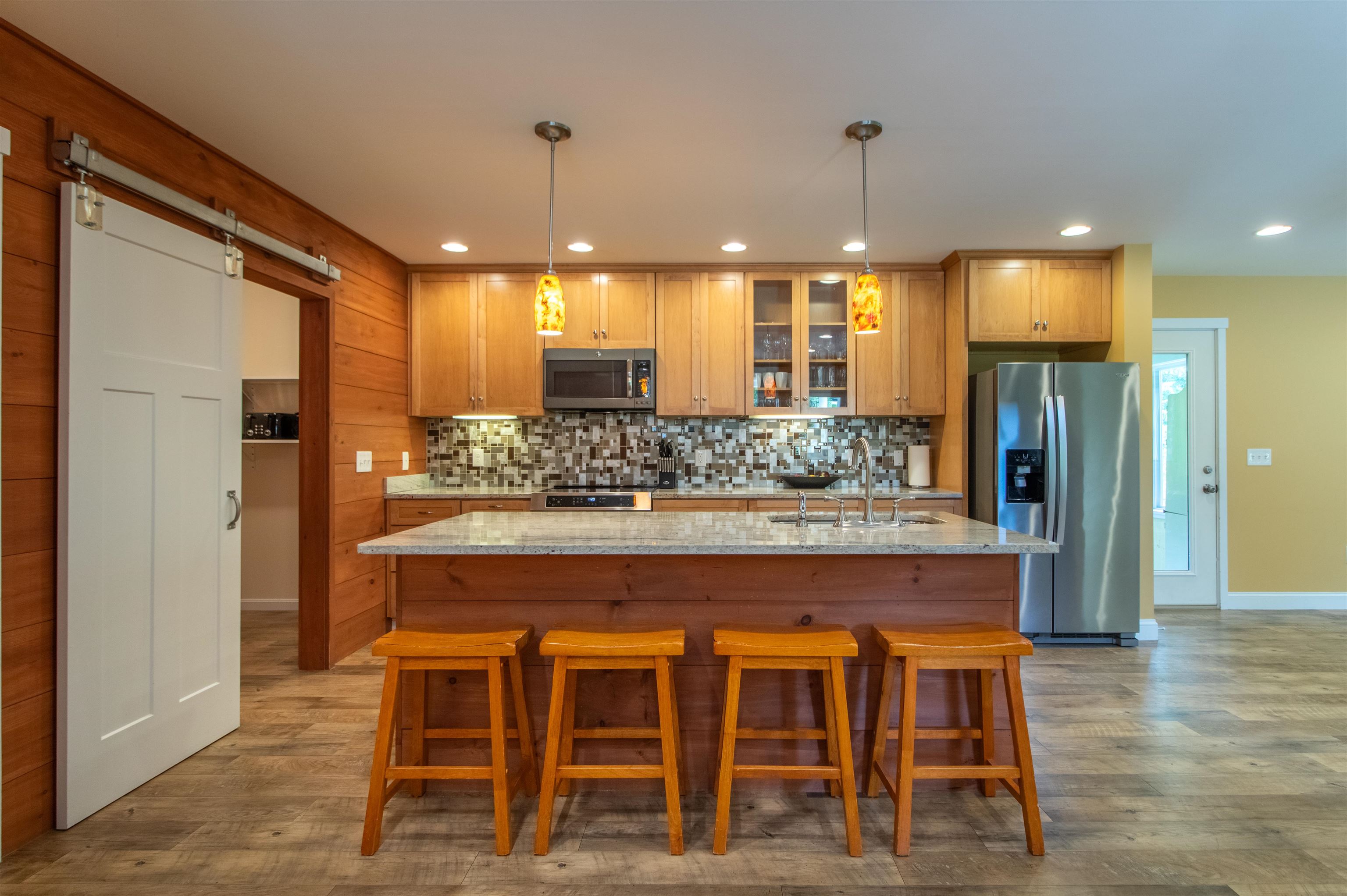 1089 Mountain Road Property Photo 6