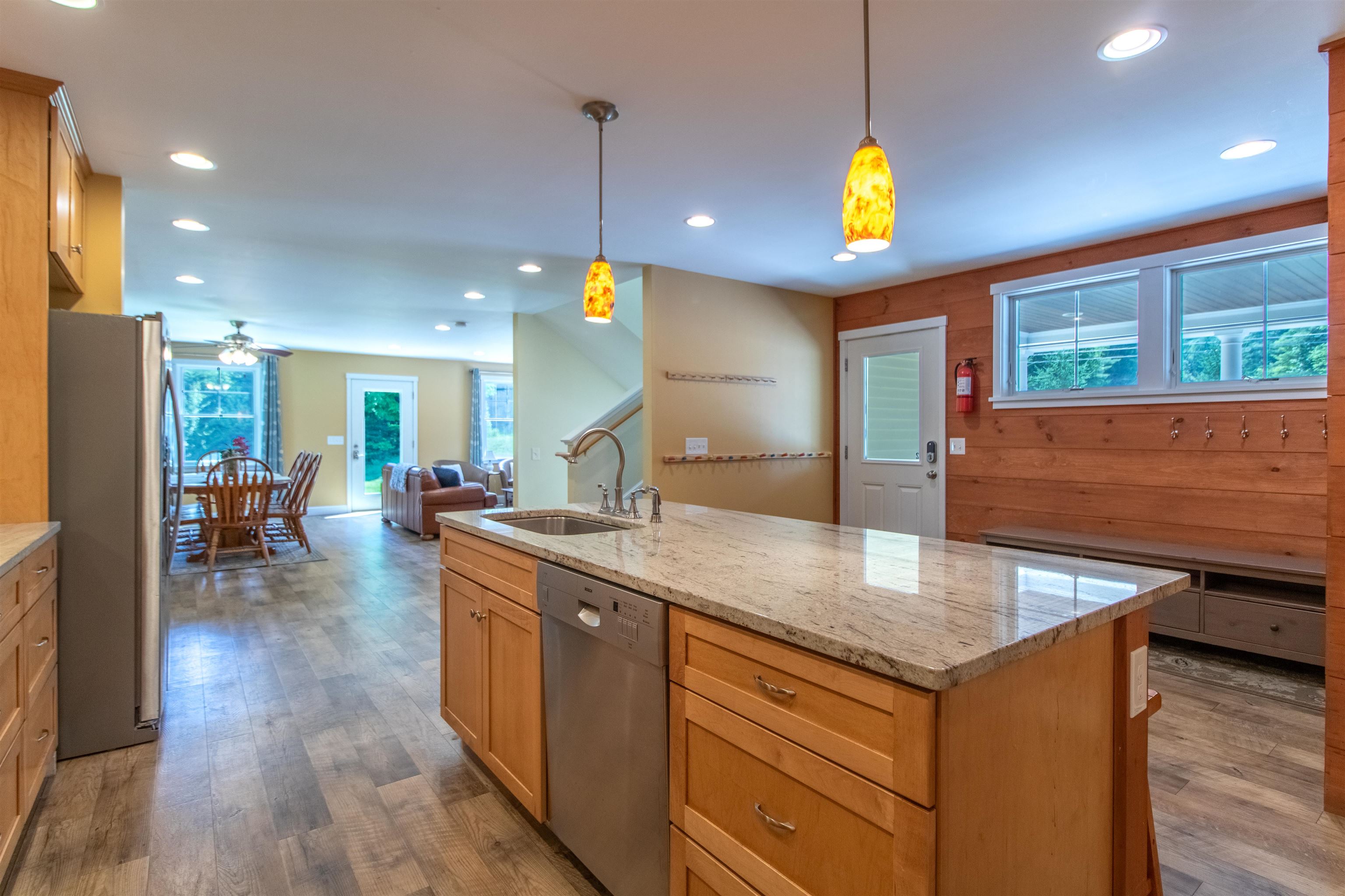 1089 Mountain Road Property Photo 9
