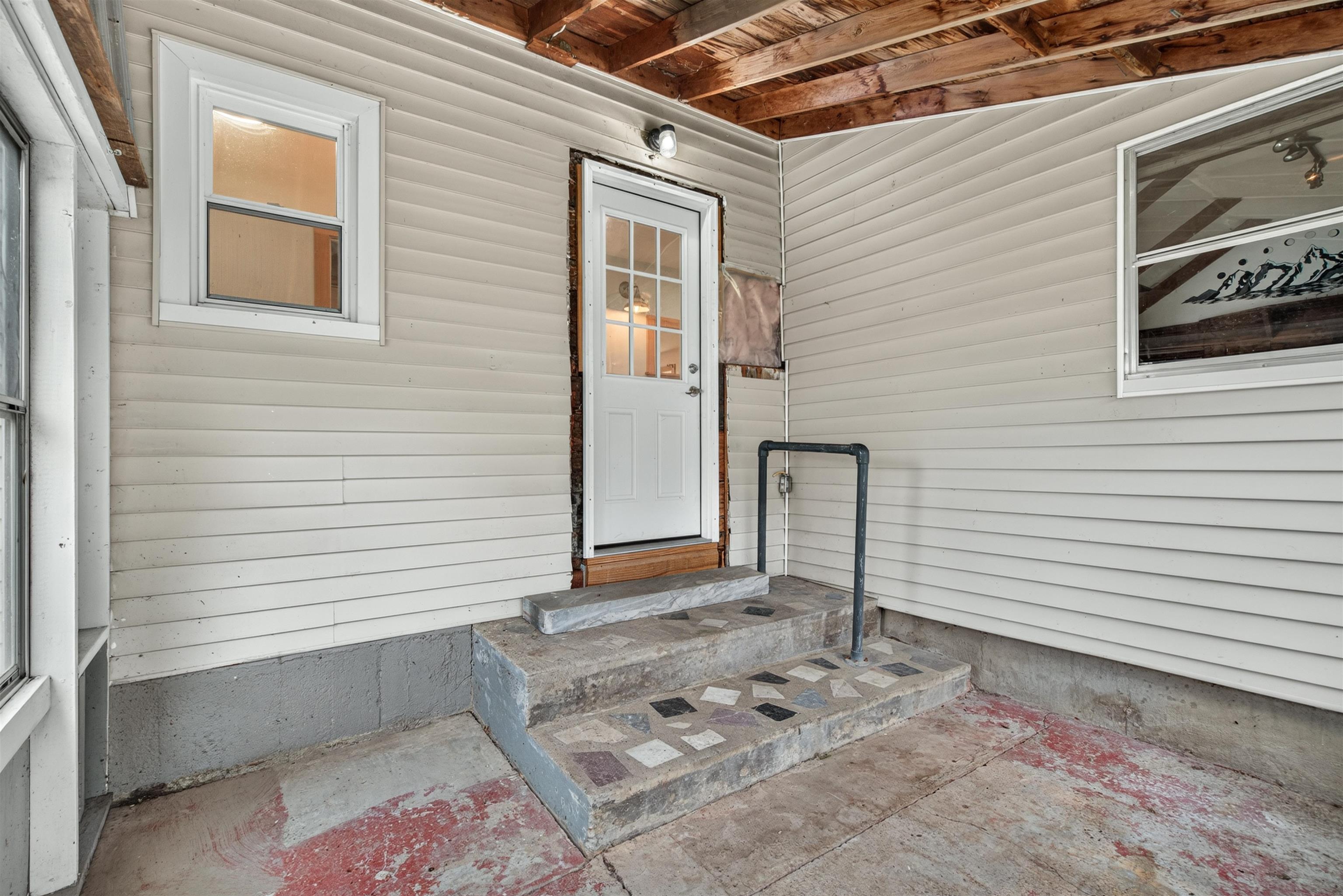 2 Willow Street Property Photo 40