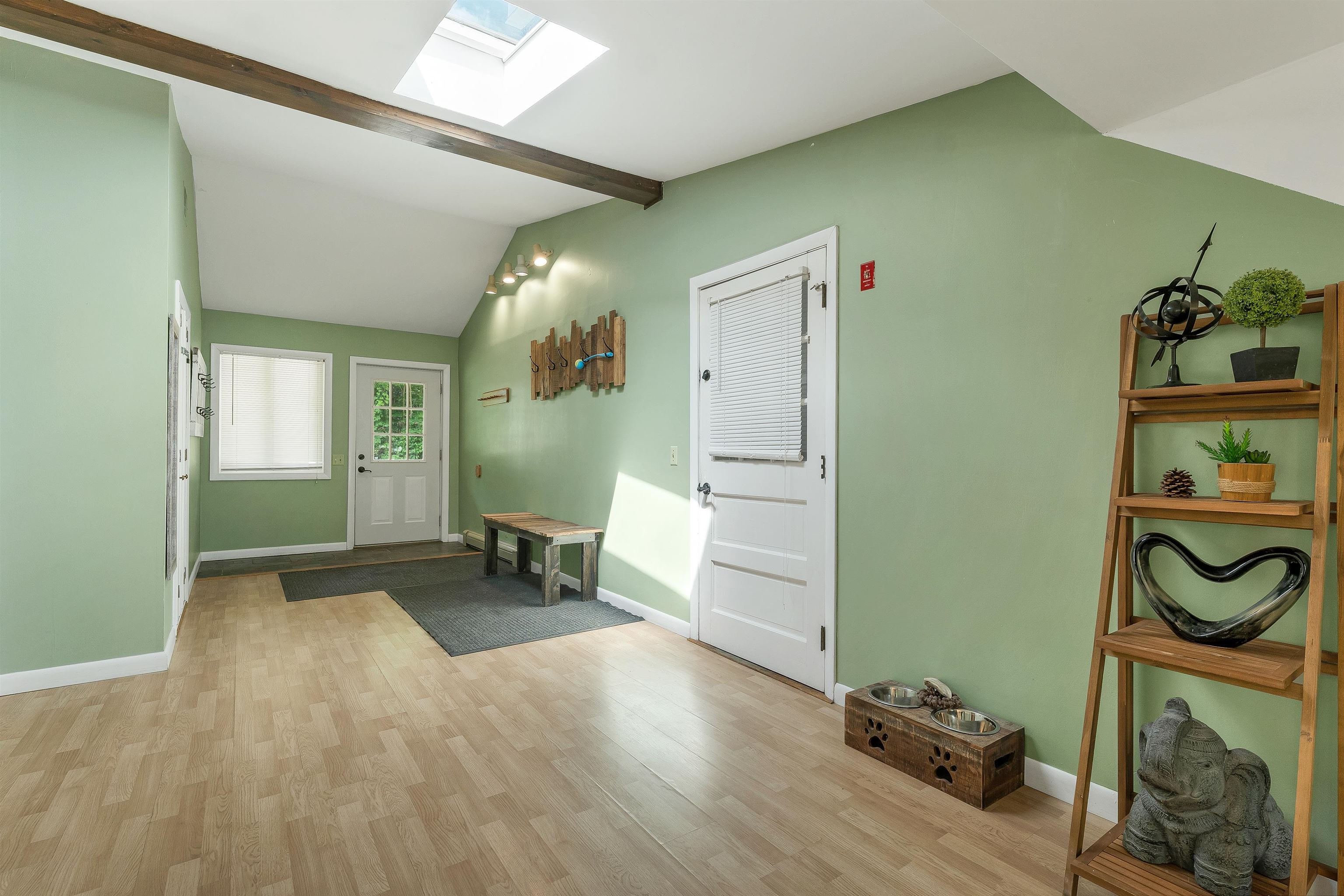 49 Merrill Drive Property Photo 12