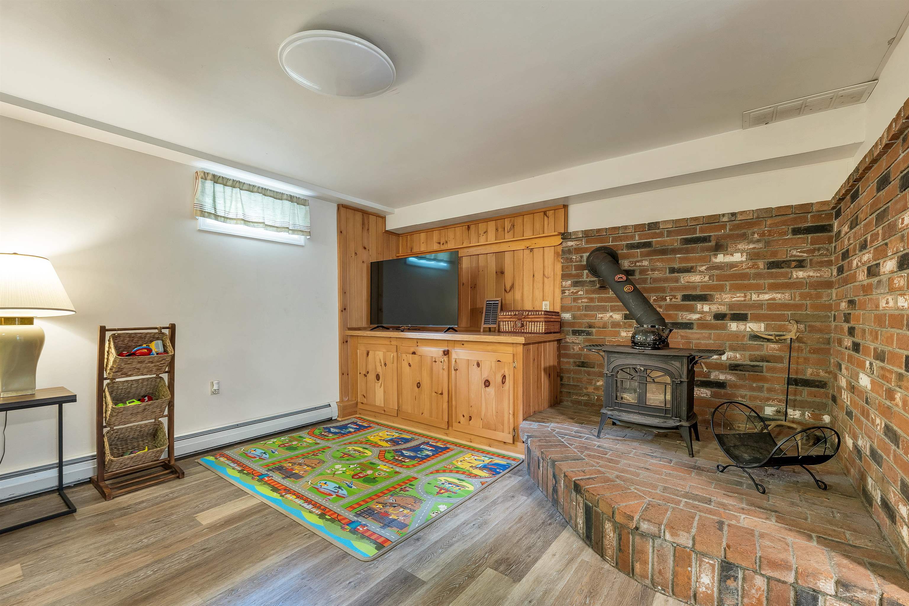 49 Merrill Drive Property Photo 28