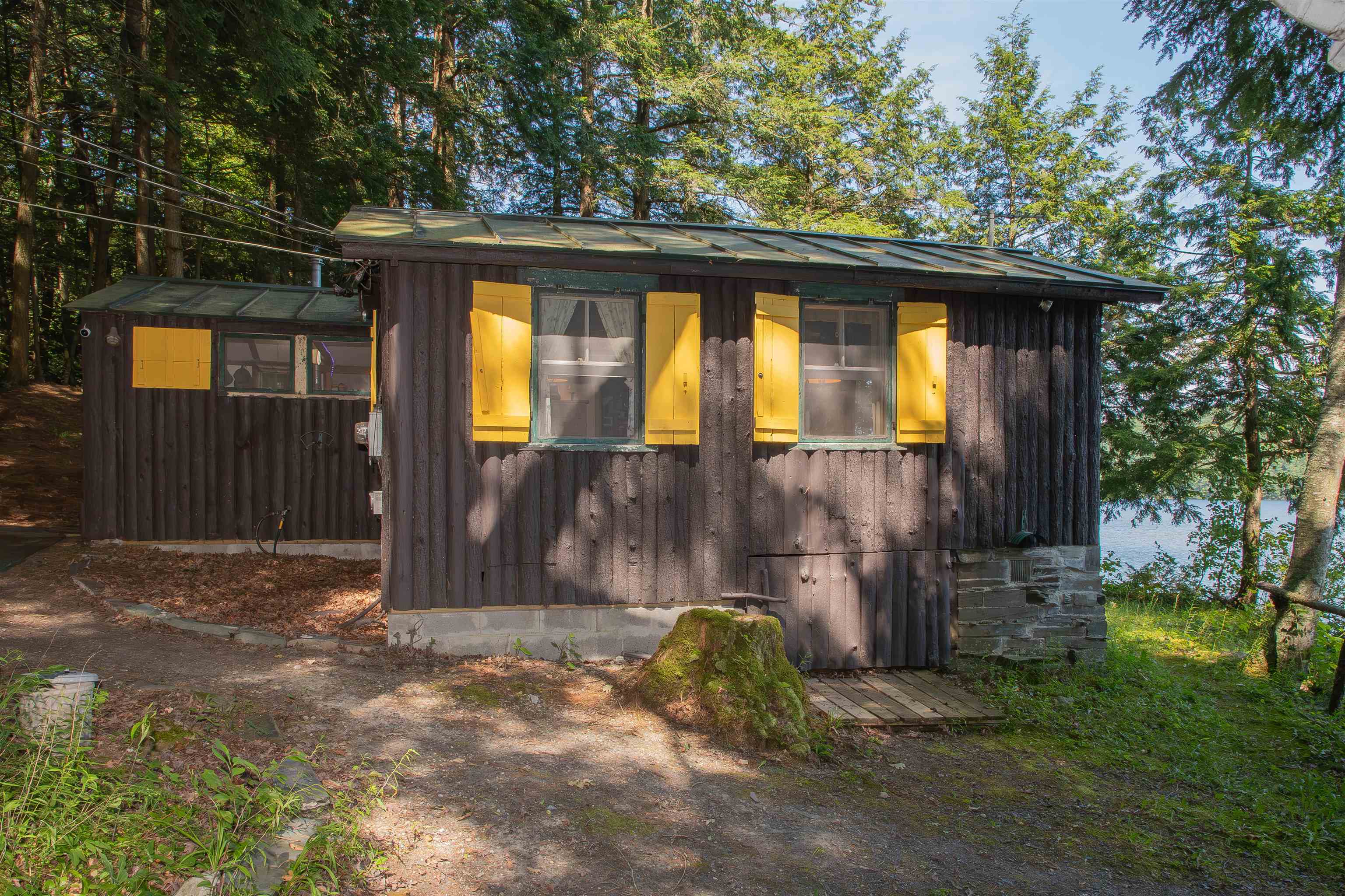 220 Hyatt Camp Road Property Photo 6