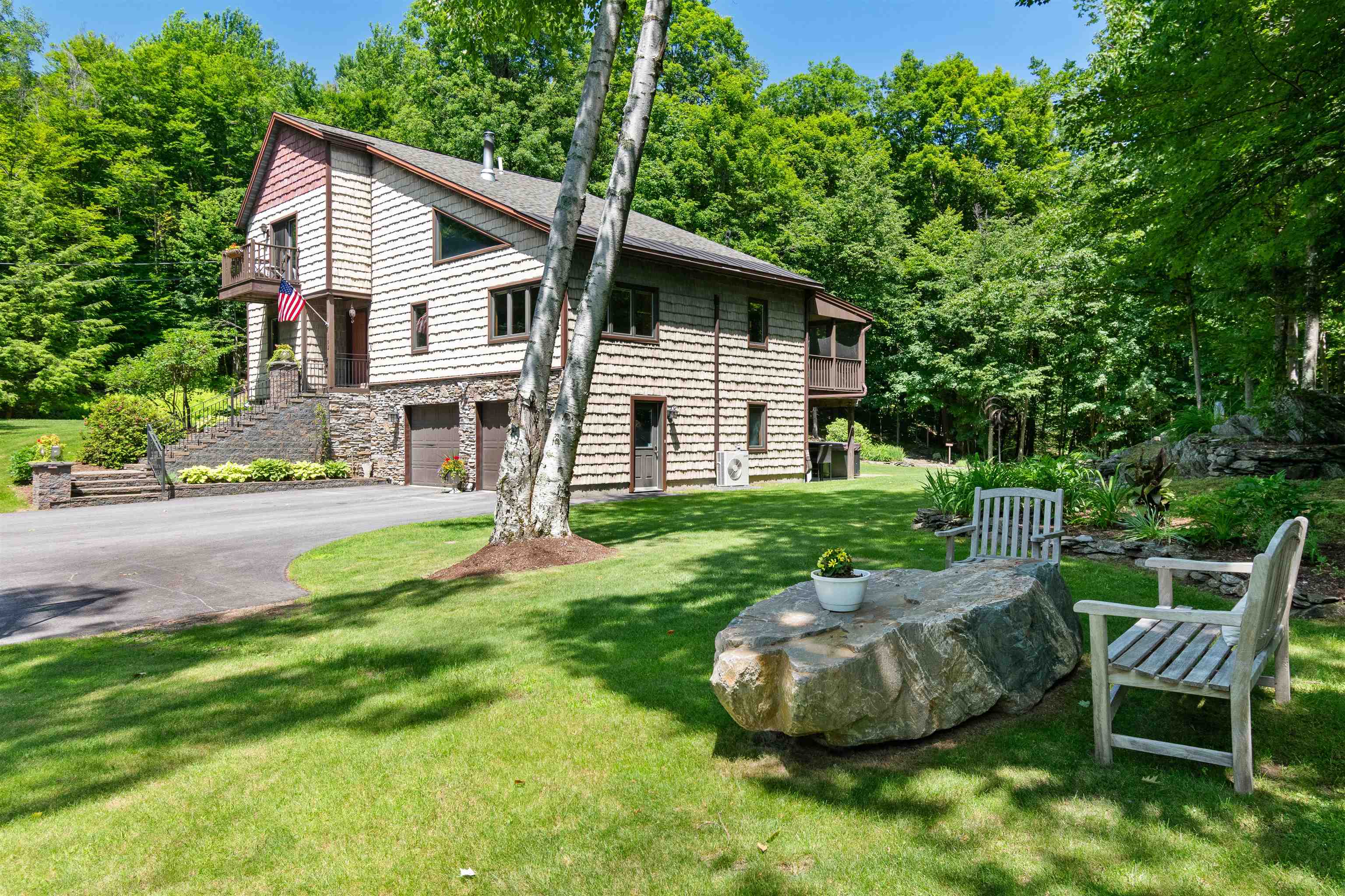 152 Shawn Drive Property Photo 1