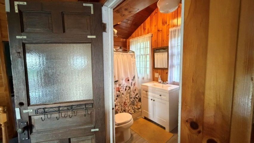 6053 Vt 100 Road Property Photo 43