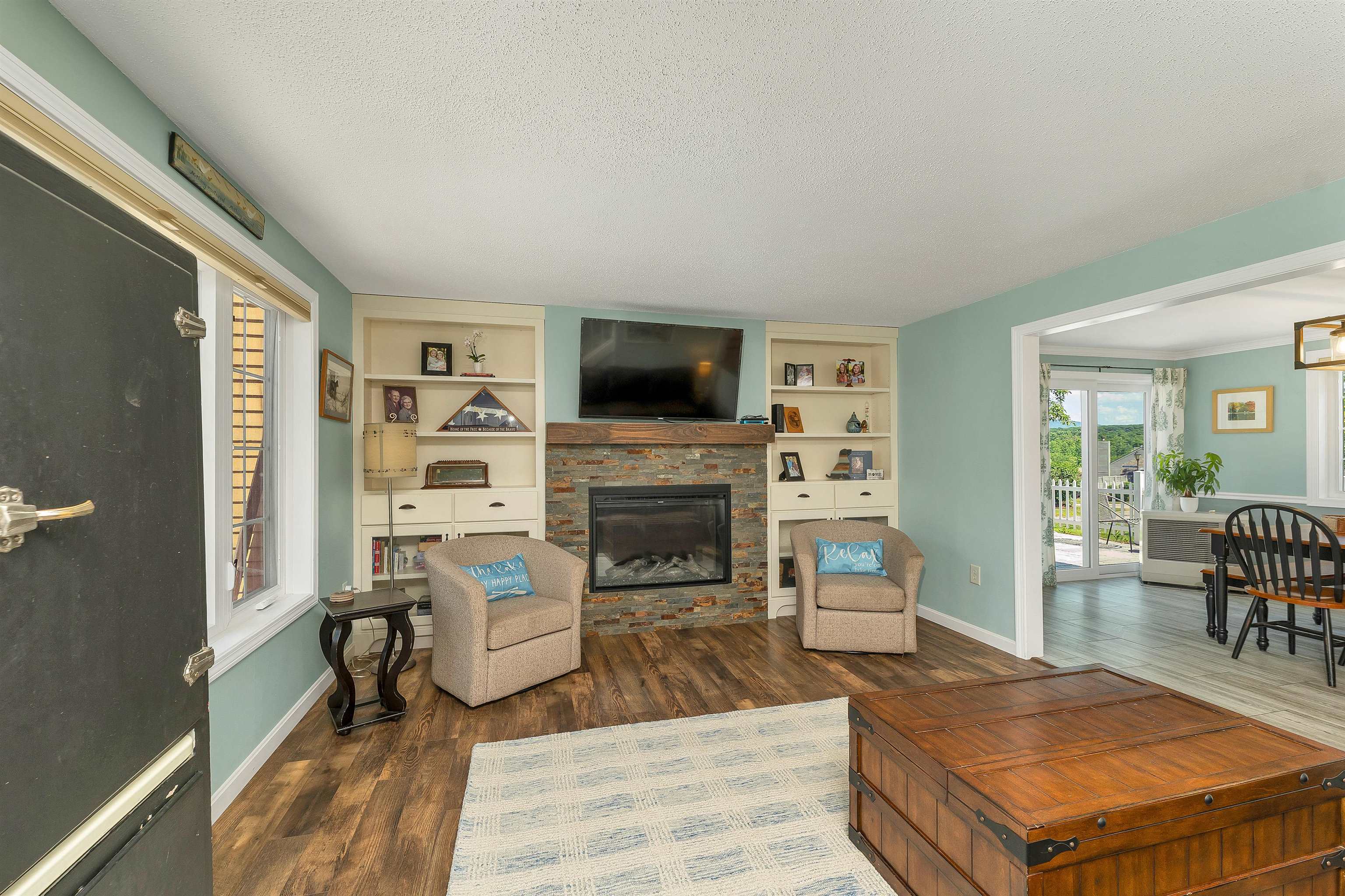 53 Garden Circle Property Photo 2