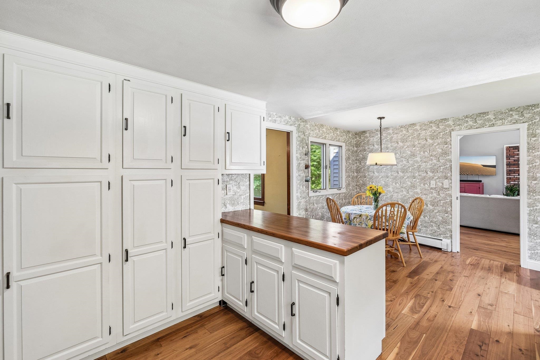 240 Wash Pond Road Property Photo 9