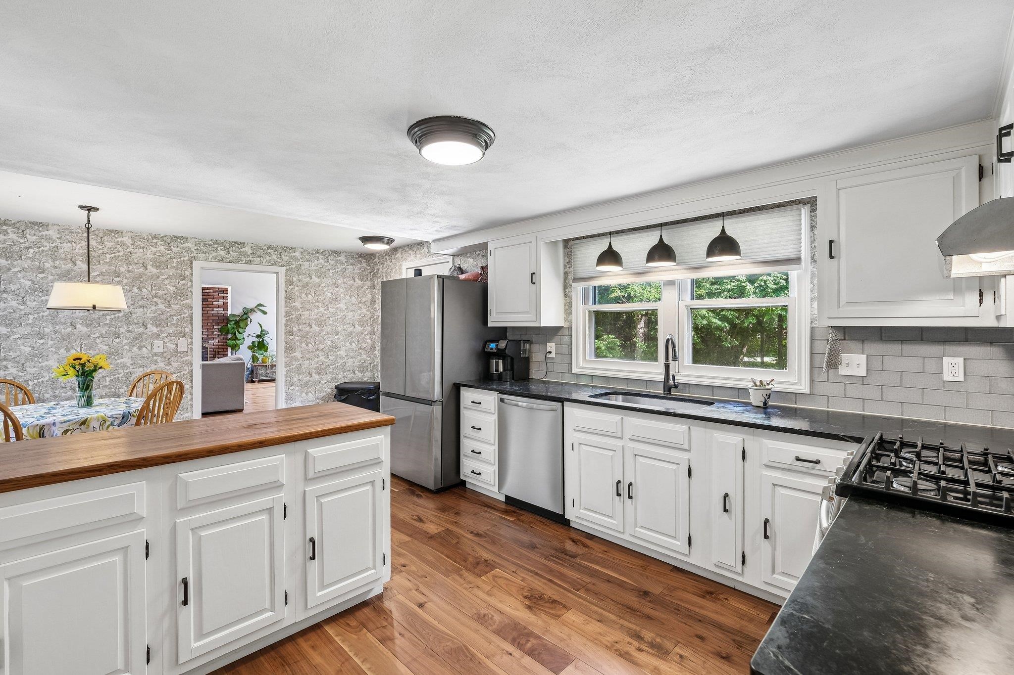240 Wash Pond Road Property Photo 10