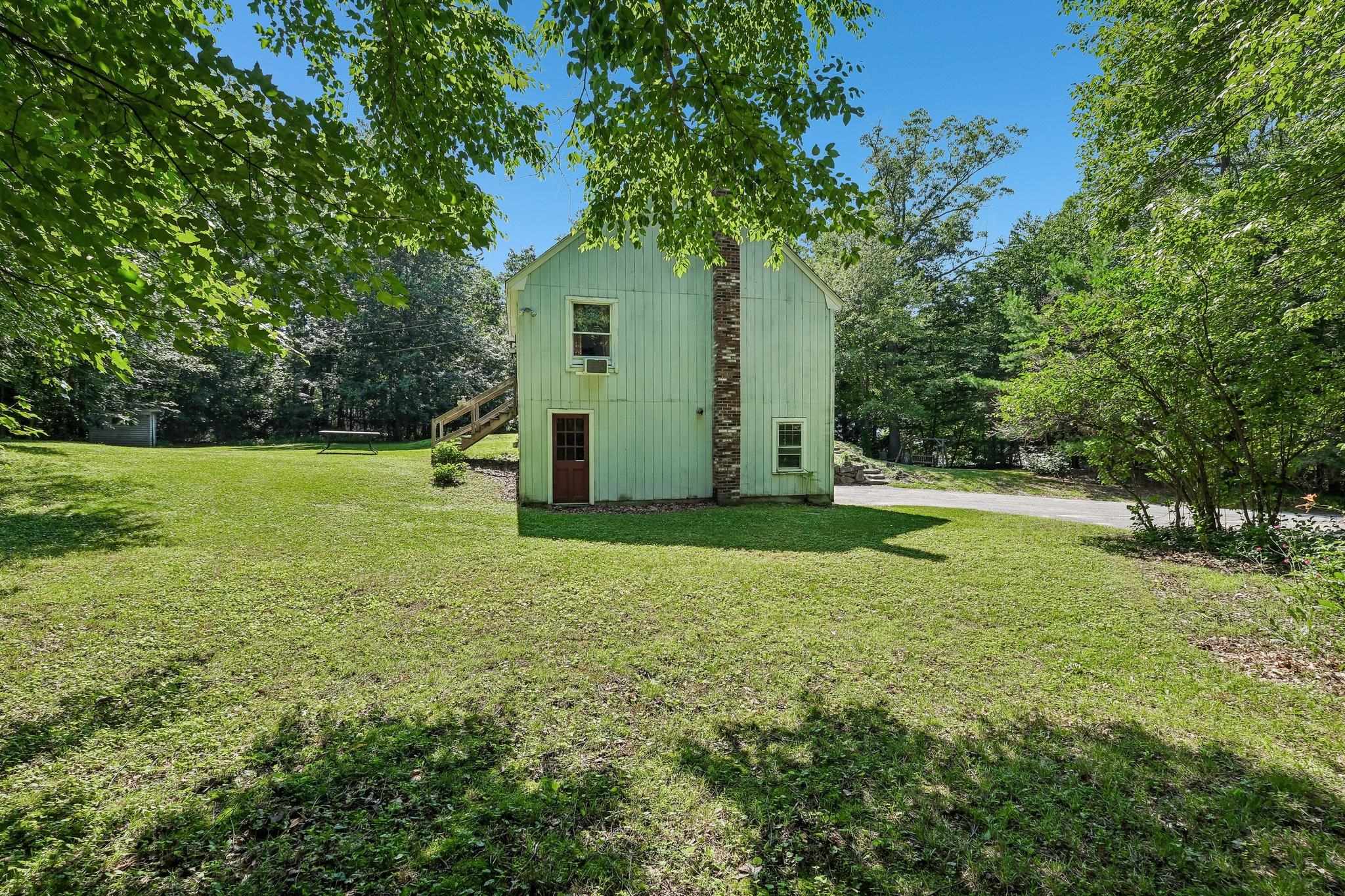 240 Wash Pond Road Property Photo 32