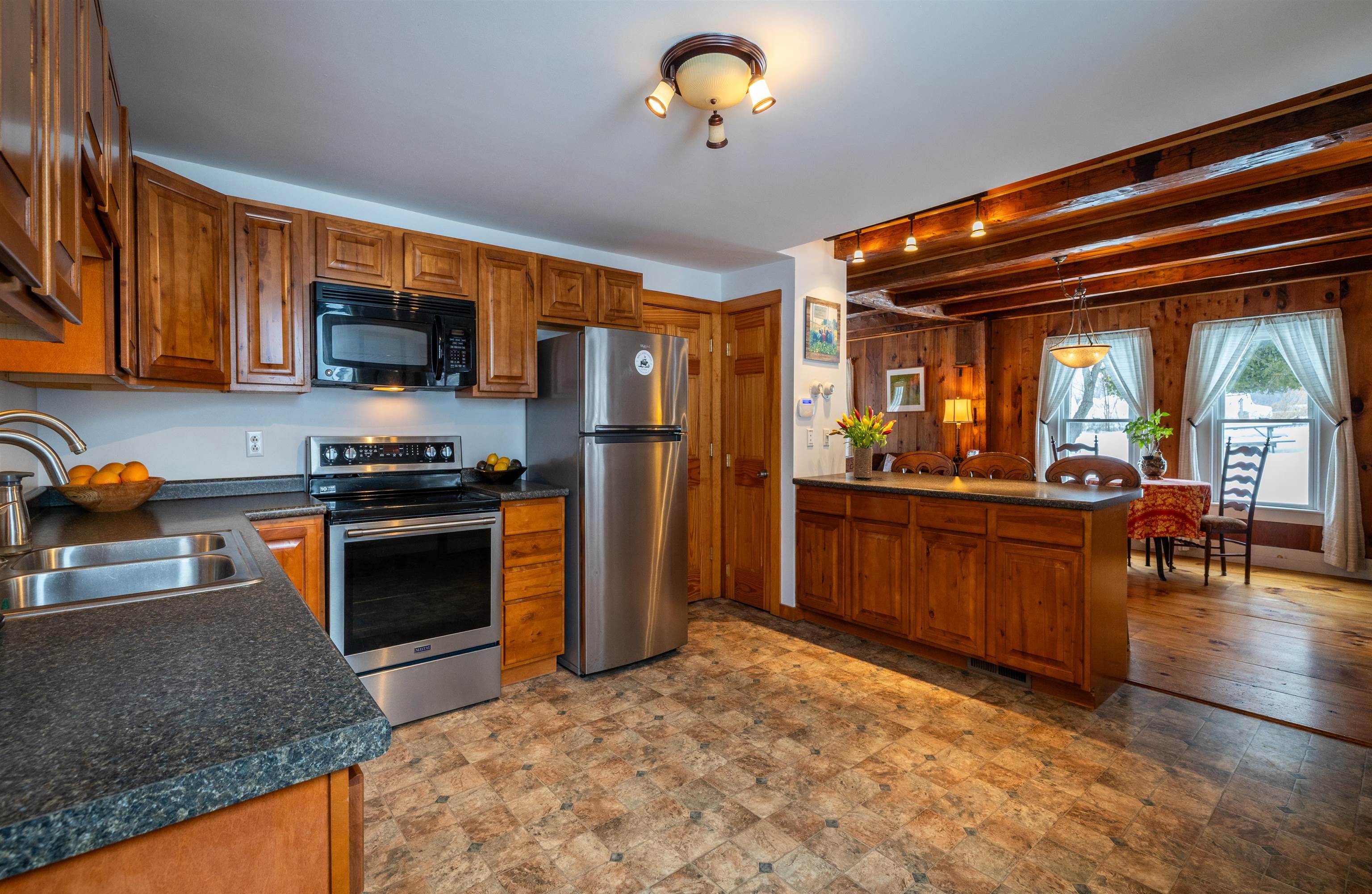 183 Morrie Road Property Photo 12