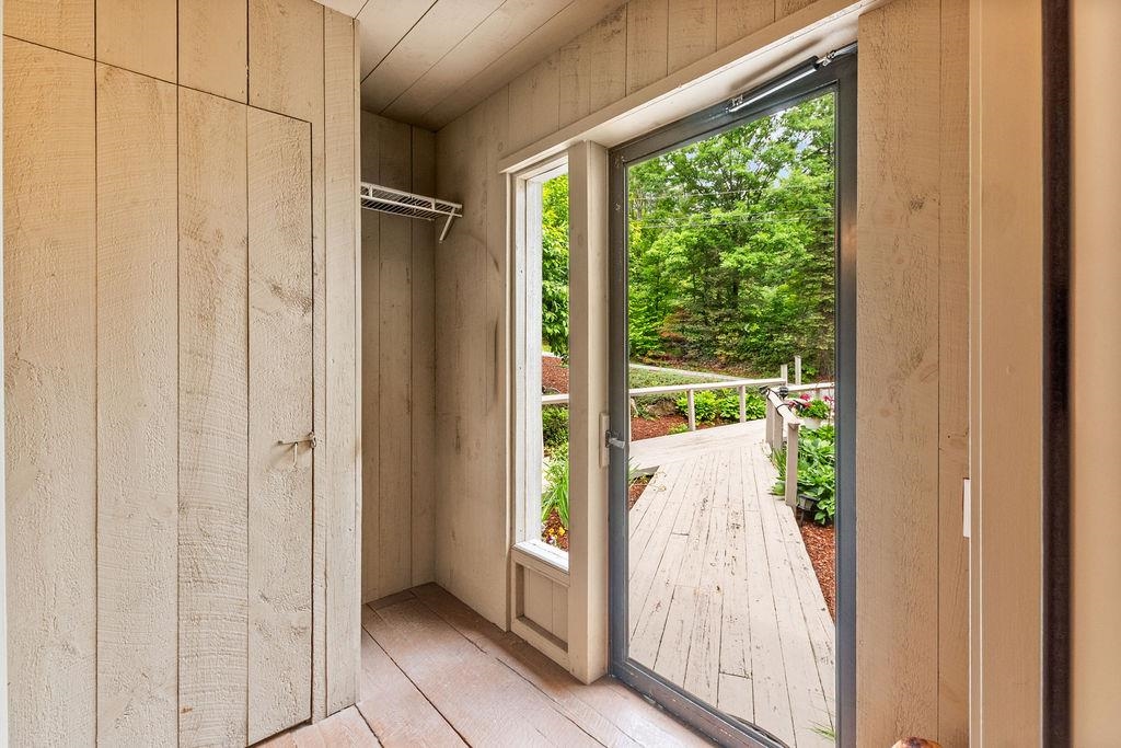 33 Niblick Lane Property Photo 3