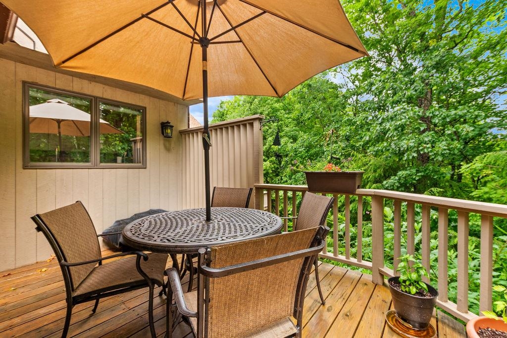 33 Niblick Lane Property Photo 23