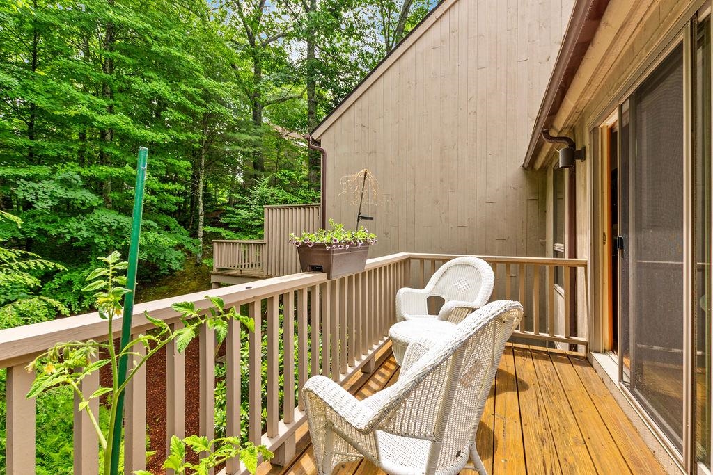 33 Niblick Lane Property Photo 26