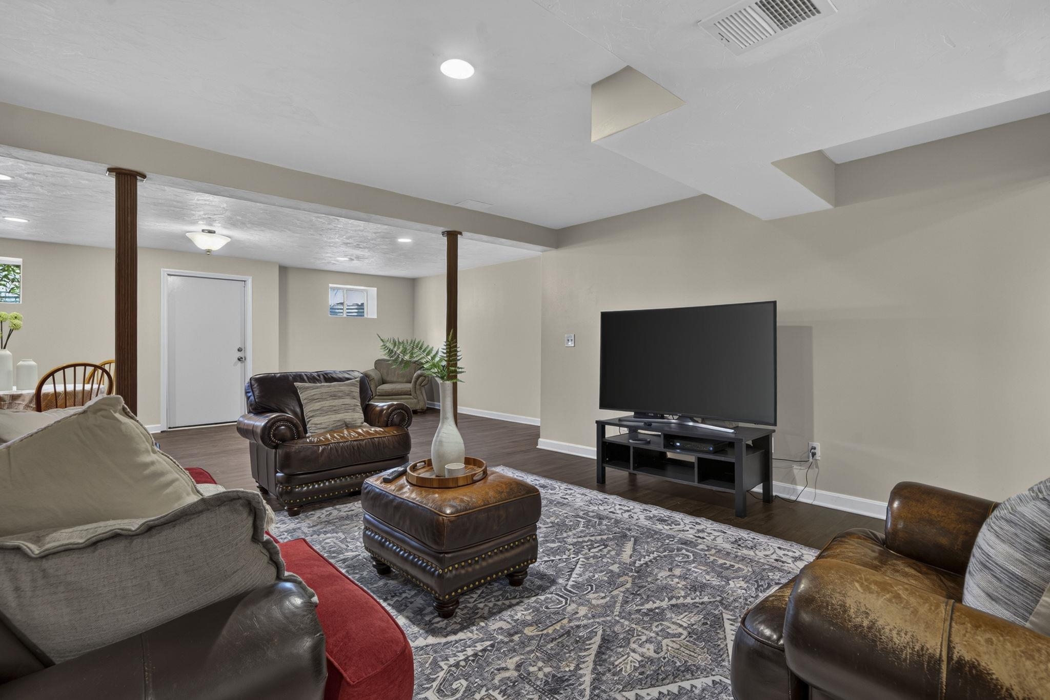 57 Baldwin Street Property Photo 25