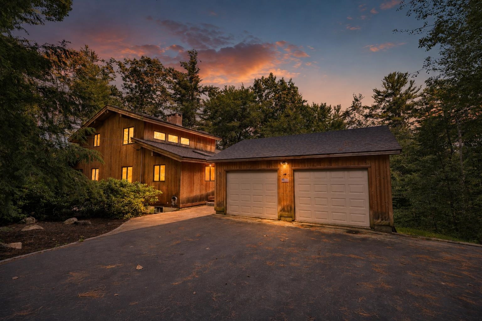 20 Jay Drive Property Photo 2