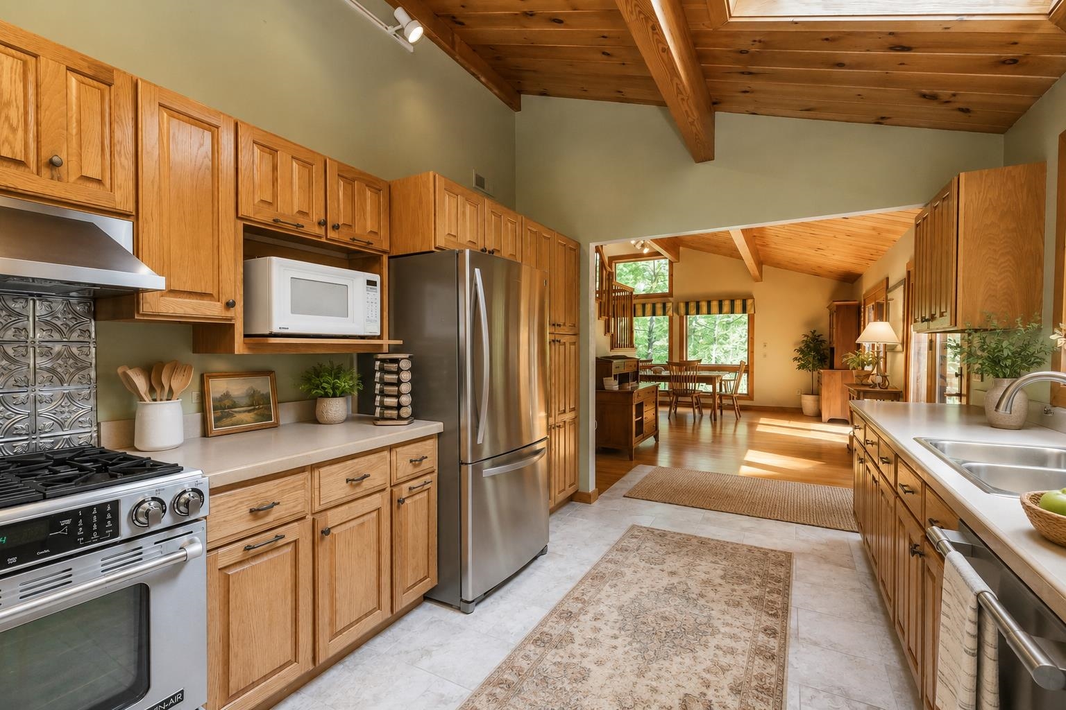 20 Jay Drive Property Photo 22