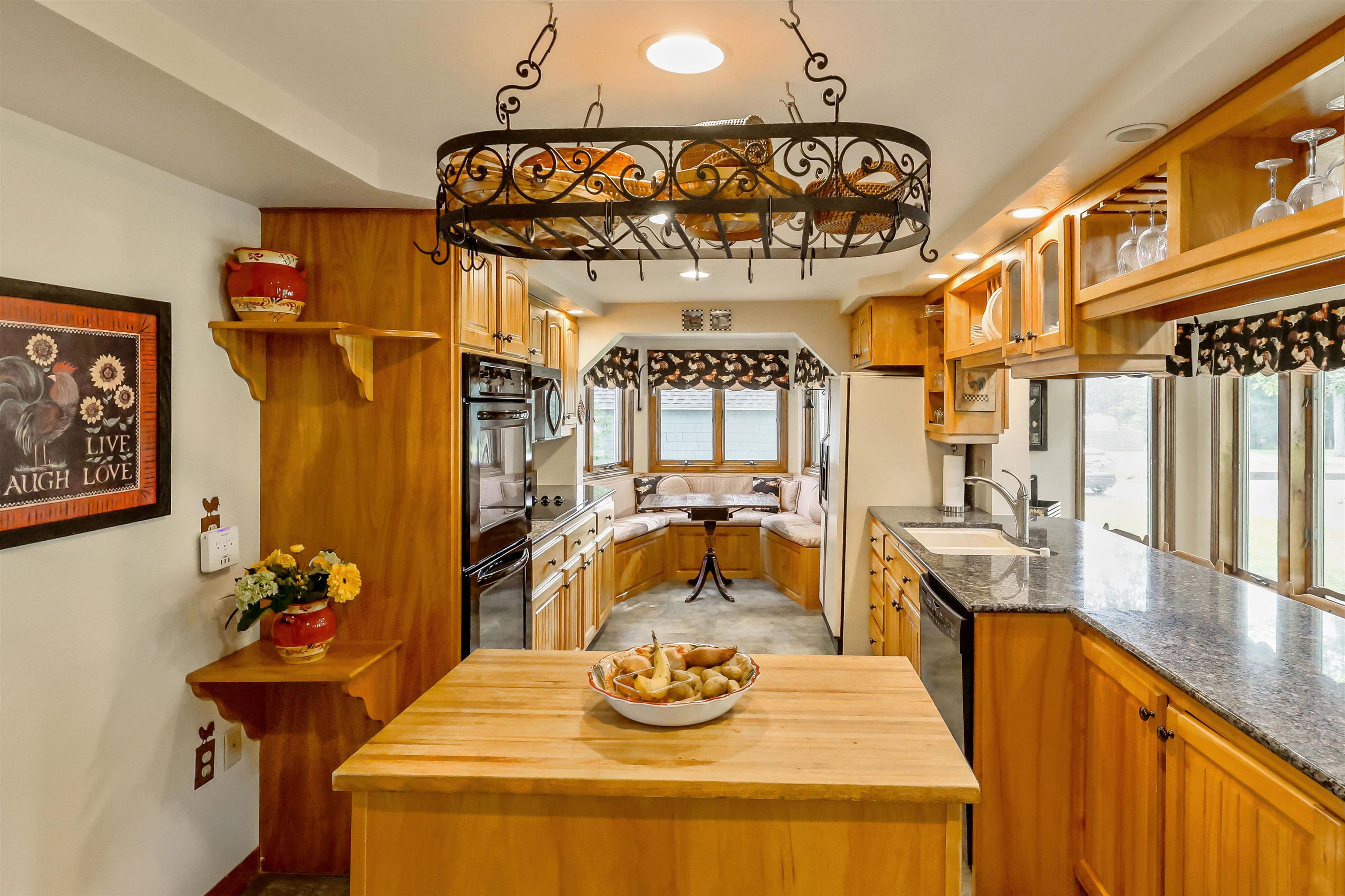 103 Loop Road Property Photo 16