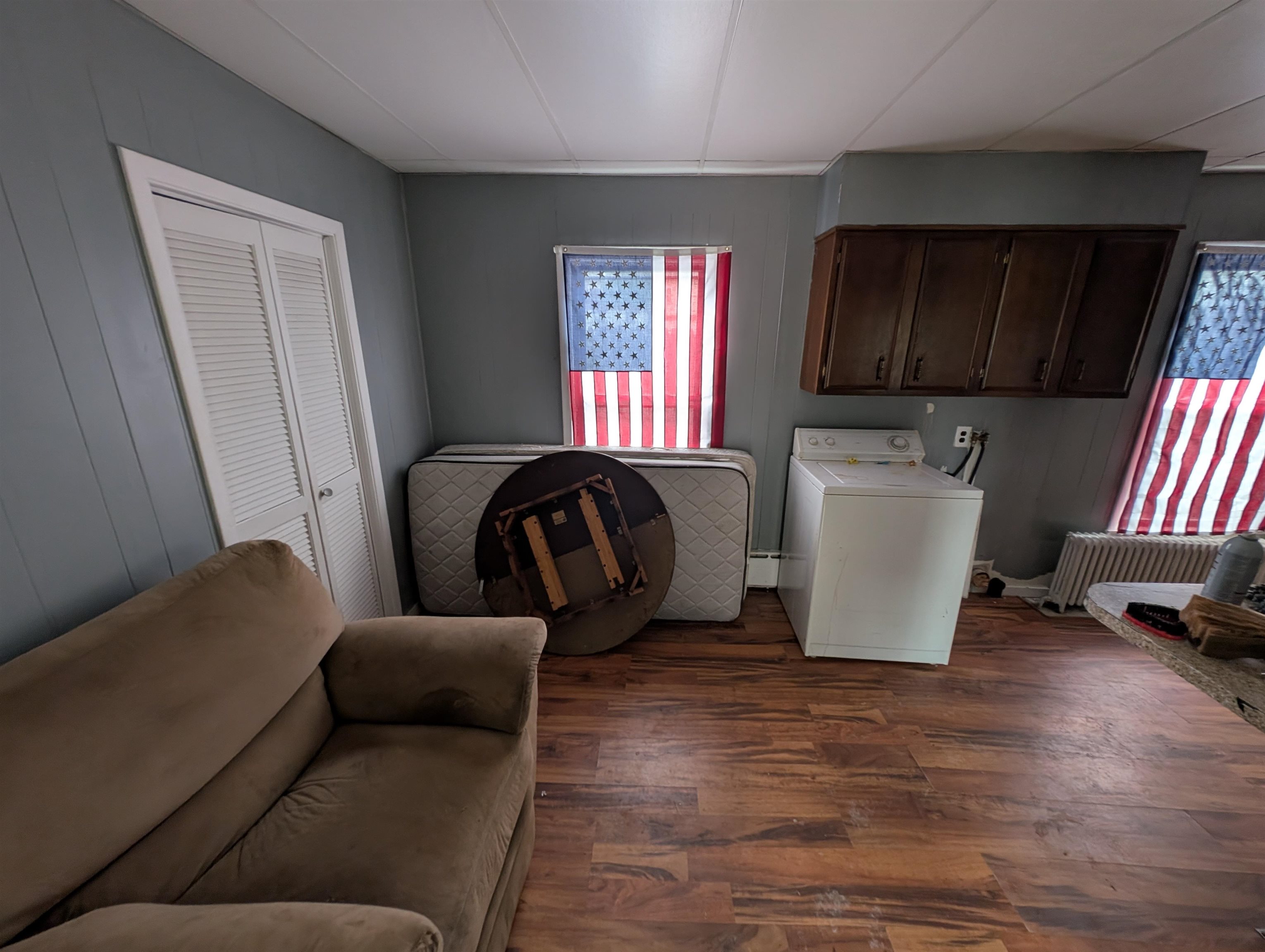 723 Second Avenue Property Photo 4