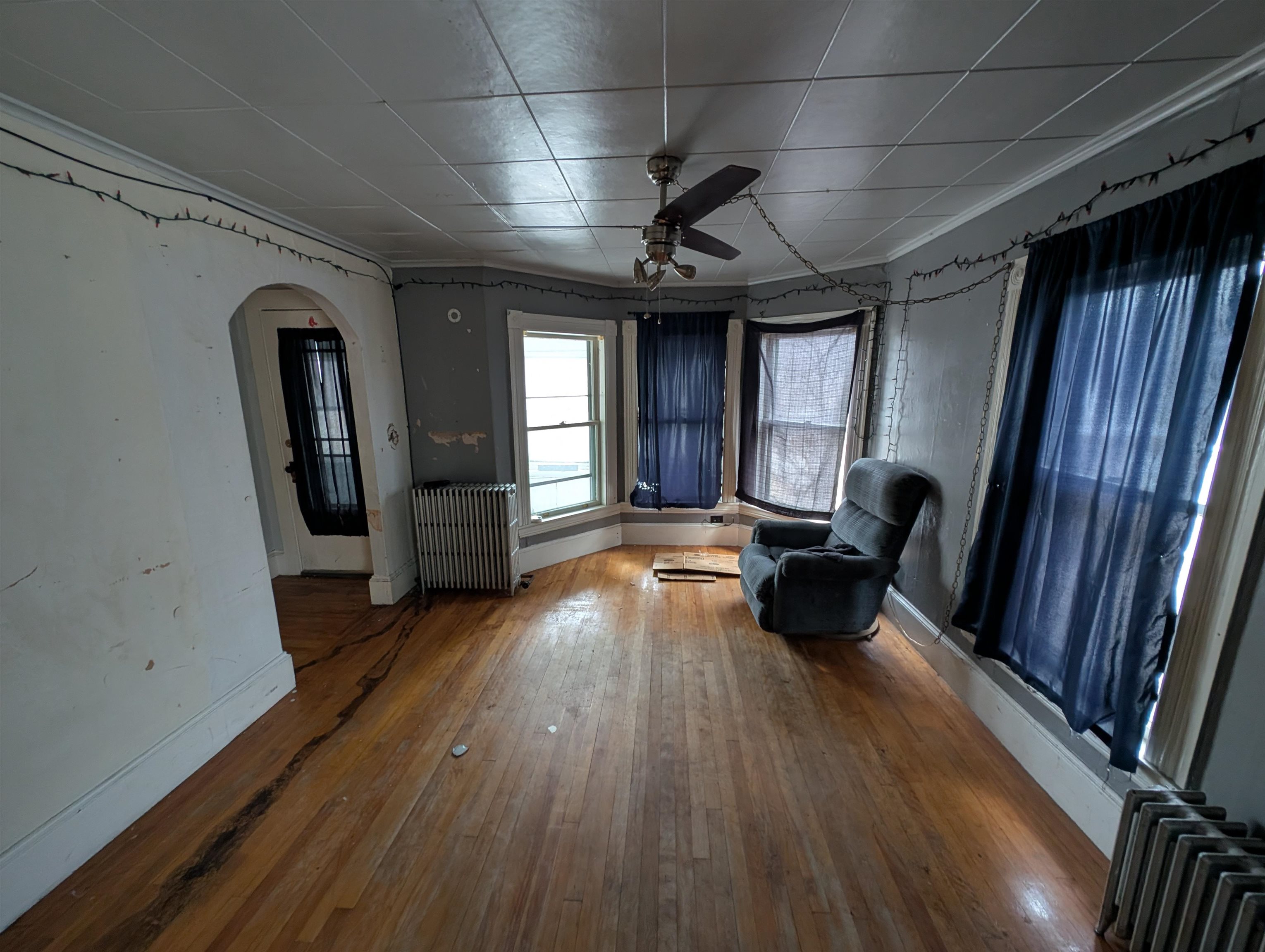 723 Second Avenue Property Photo 5