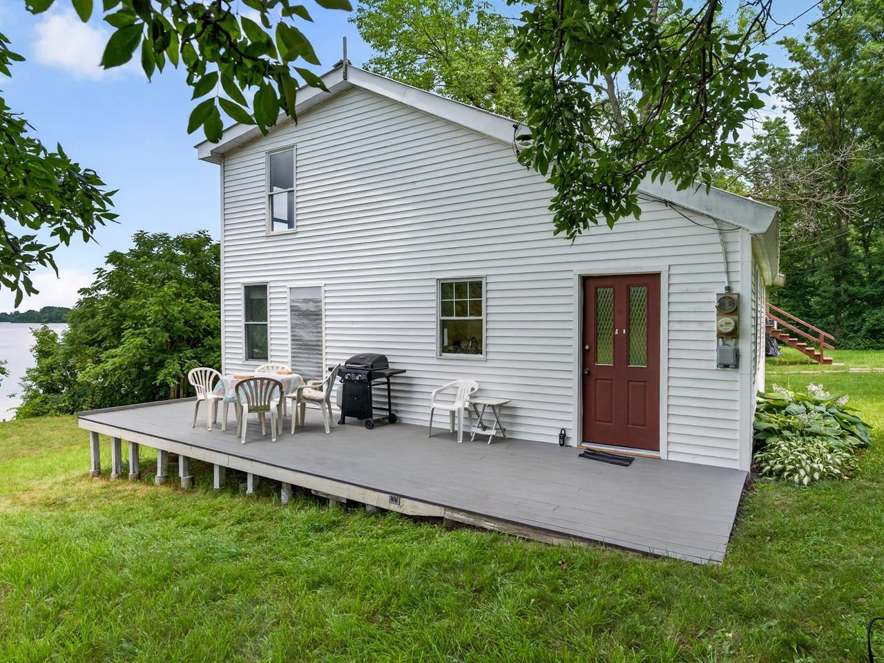 56 Giards Bay Drive Property Photo 2