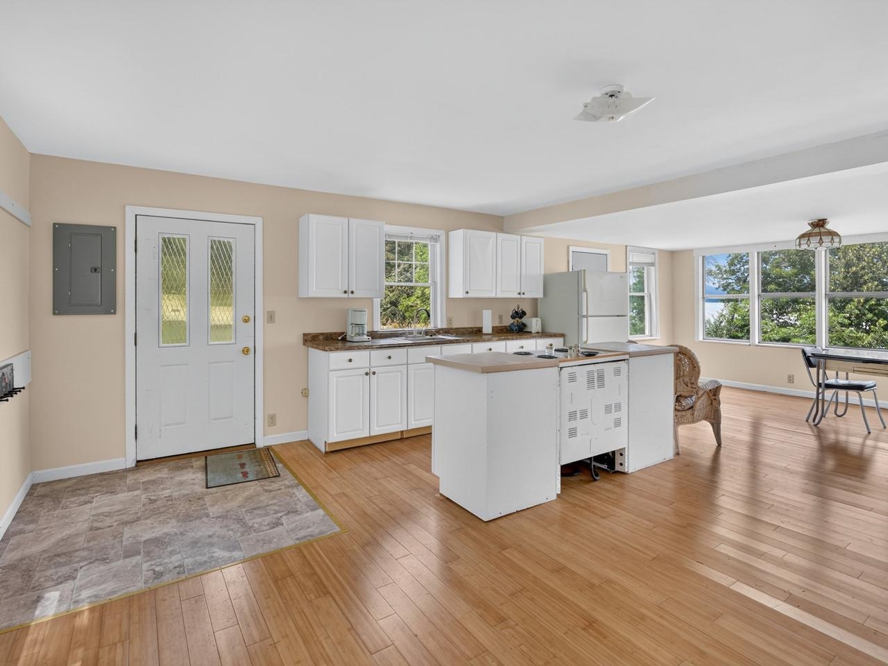 56 Giards Bay Drive Property Photo 10