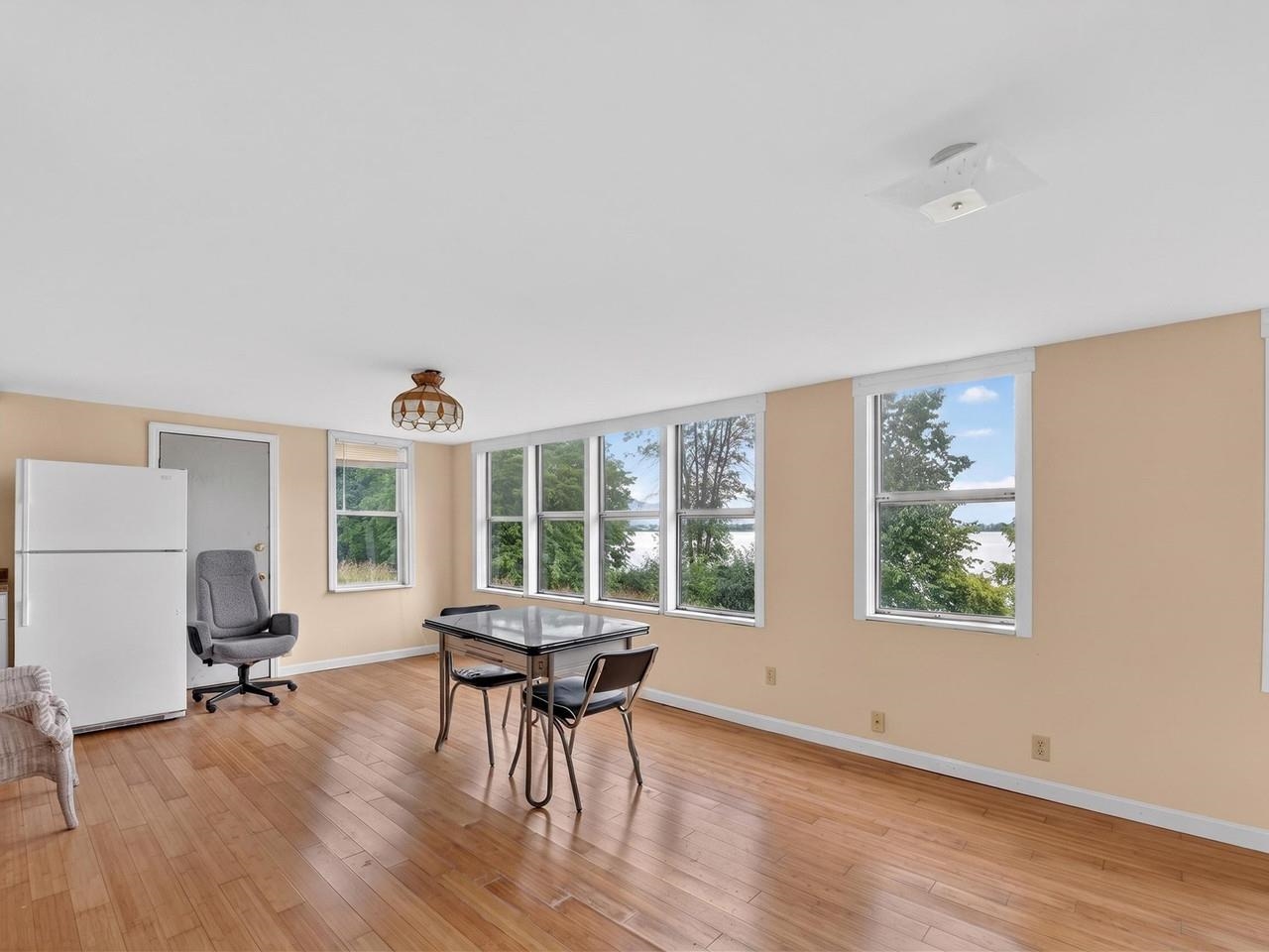56 Giards Bay Drive Property Photo 15