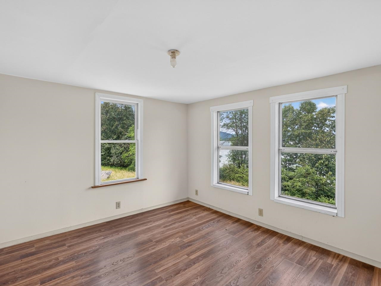 56 Giards Bay Drive Property Photo 28