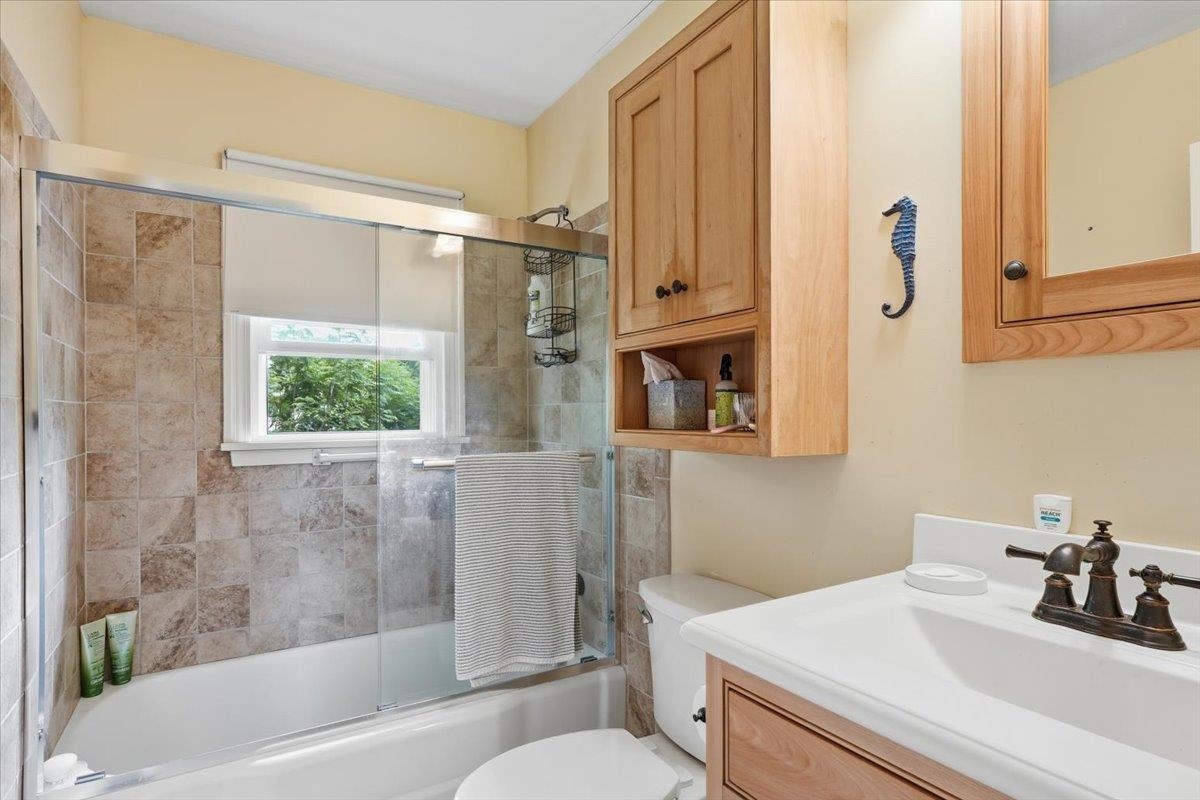 17 Rotunda Avenue Property Photo 20