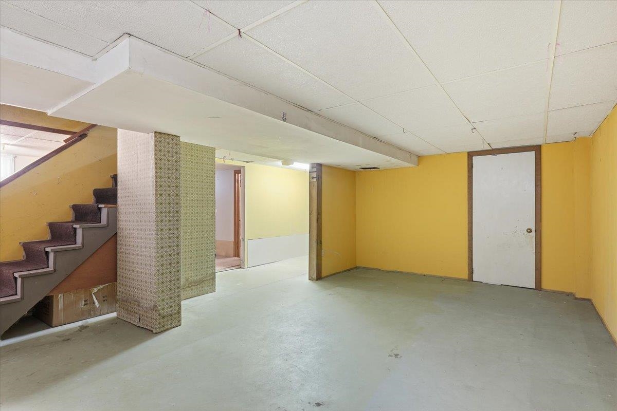 17 Rotunda Avenue Property Photo 25