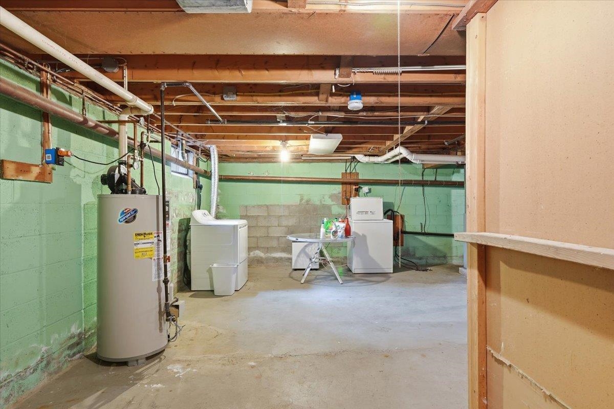 17 Rotunda Avenue Property Photo 27