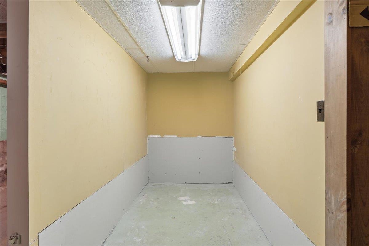 17 Rotunda Avenue Property Photo 30