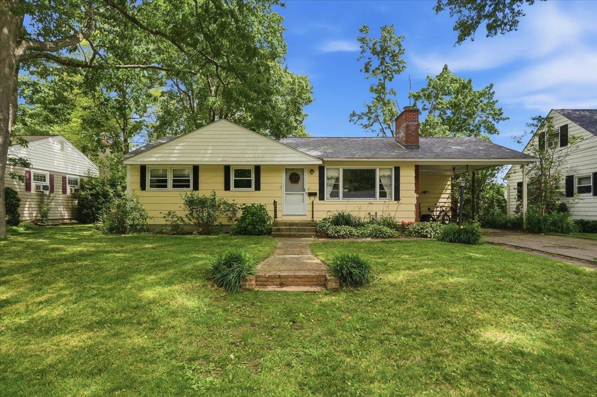 17 Rotunda Avenue Property Photo 41