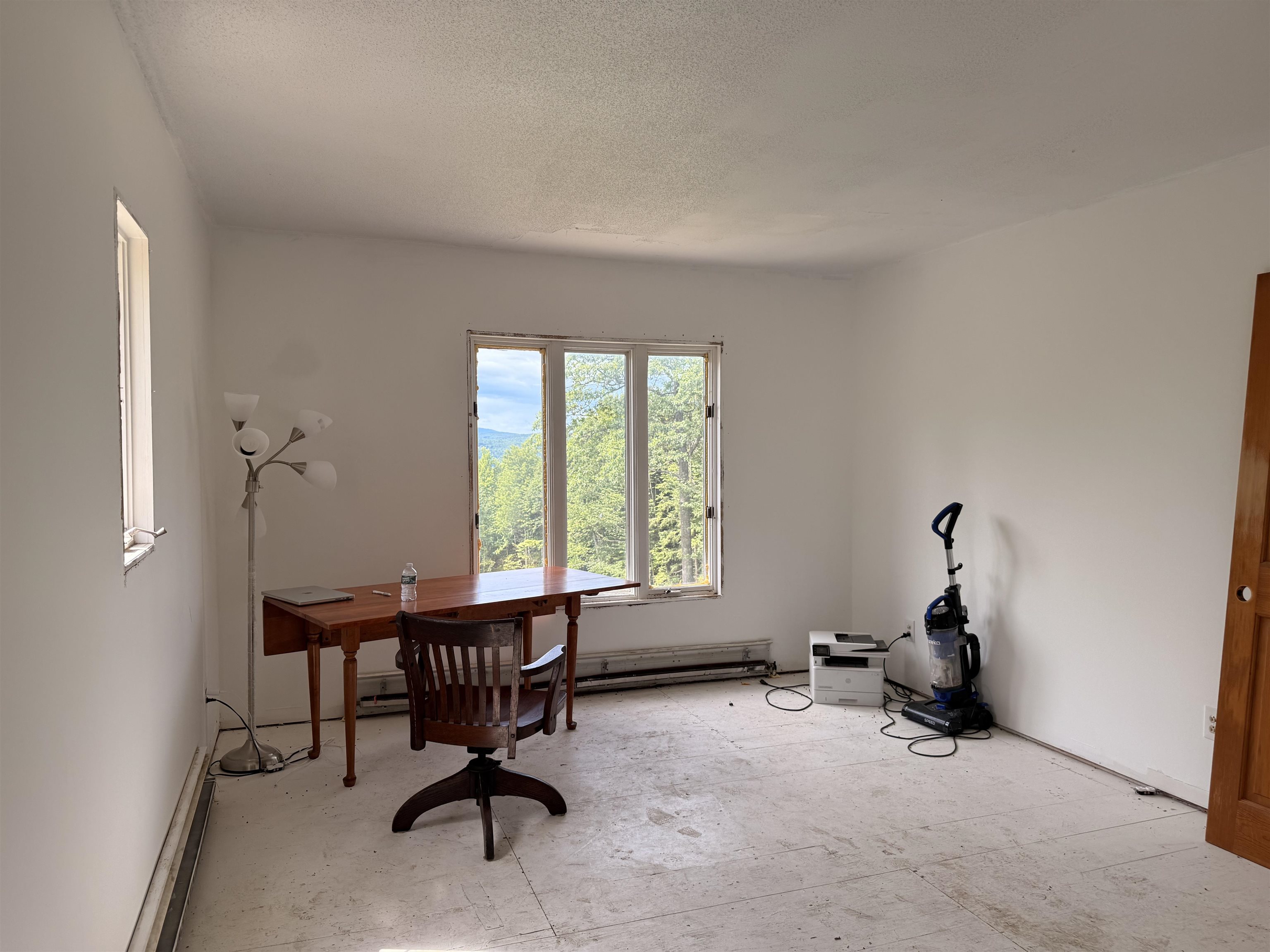 29 Mollie Road Property Photo 25
