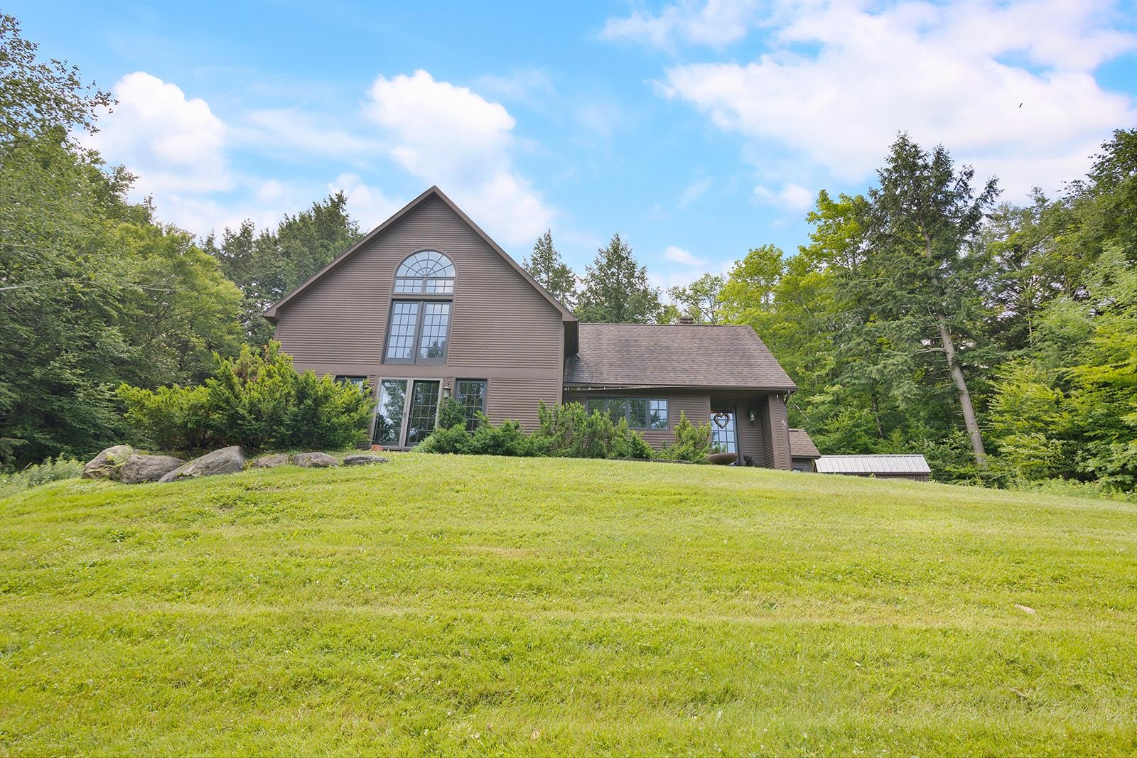 86 High Meadow Road Property Photo 2