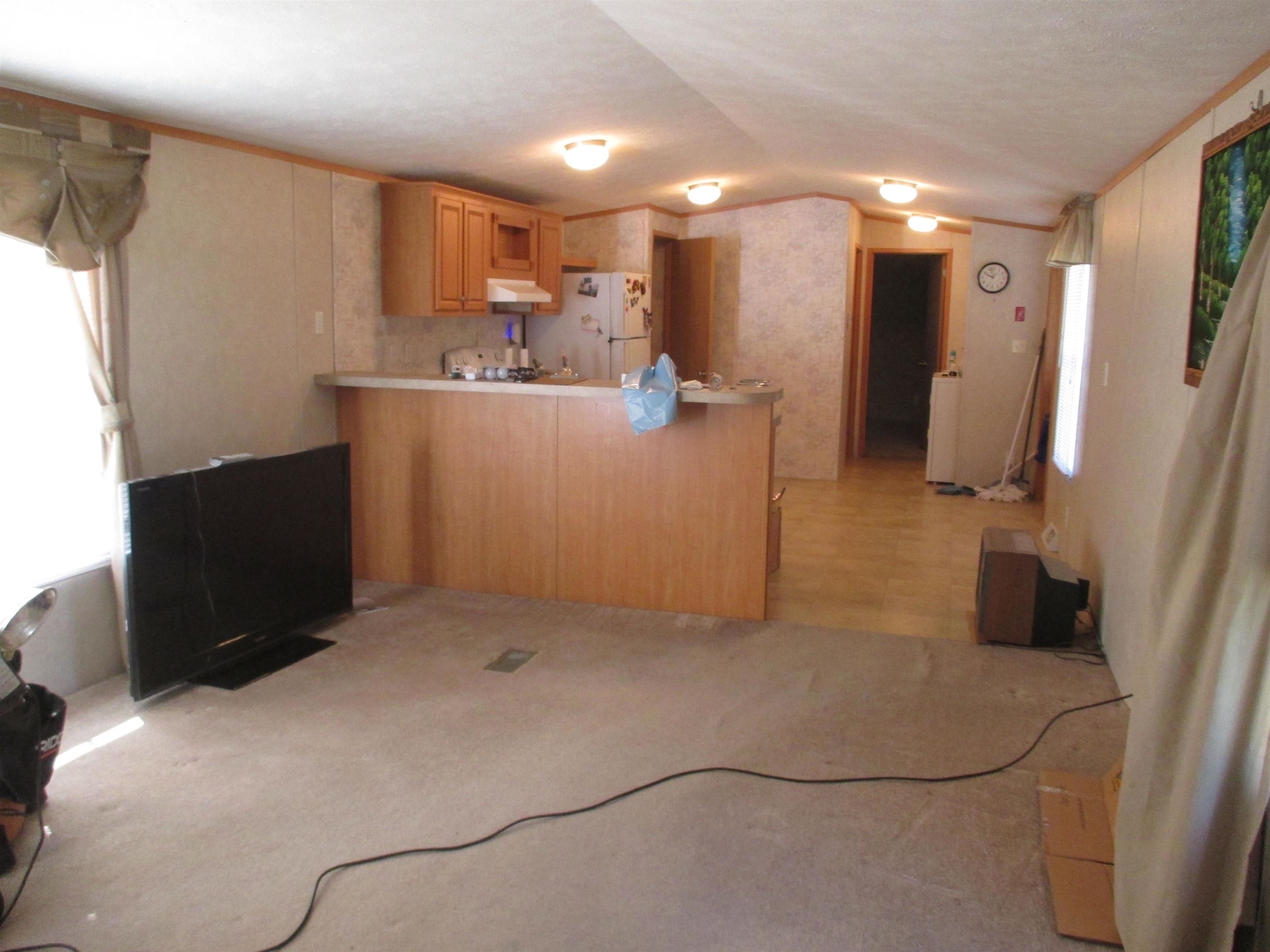 109 Colonial Village Property Photo 8