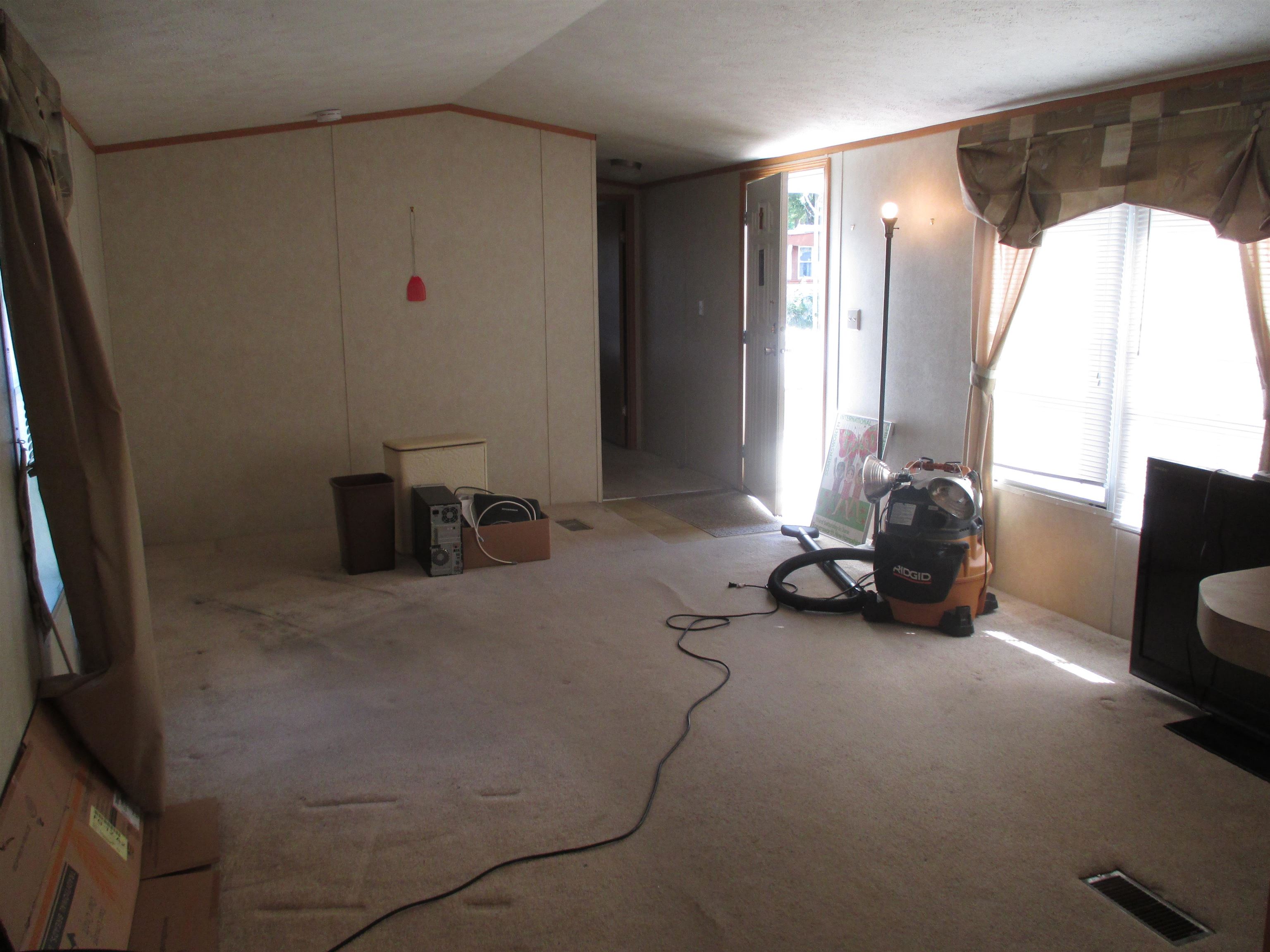 109 Colonial Village Property Photo 11