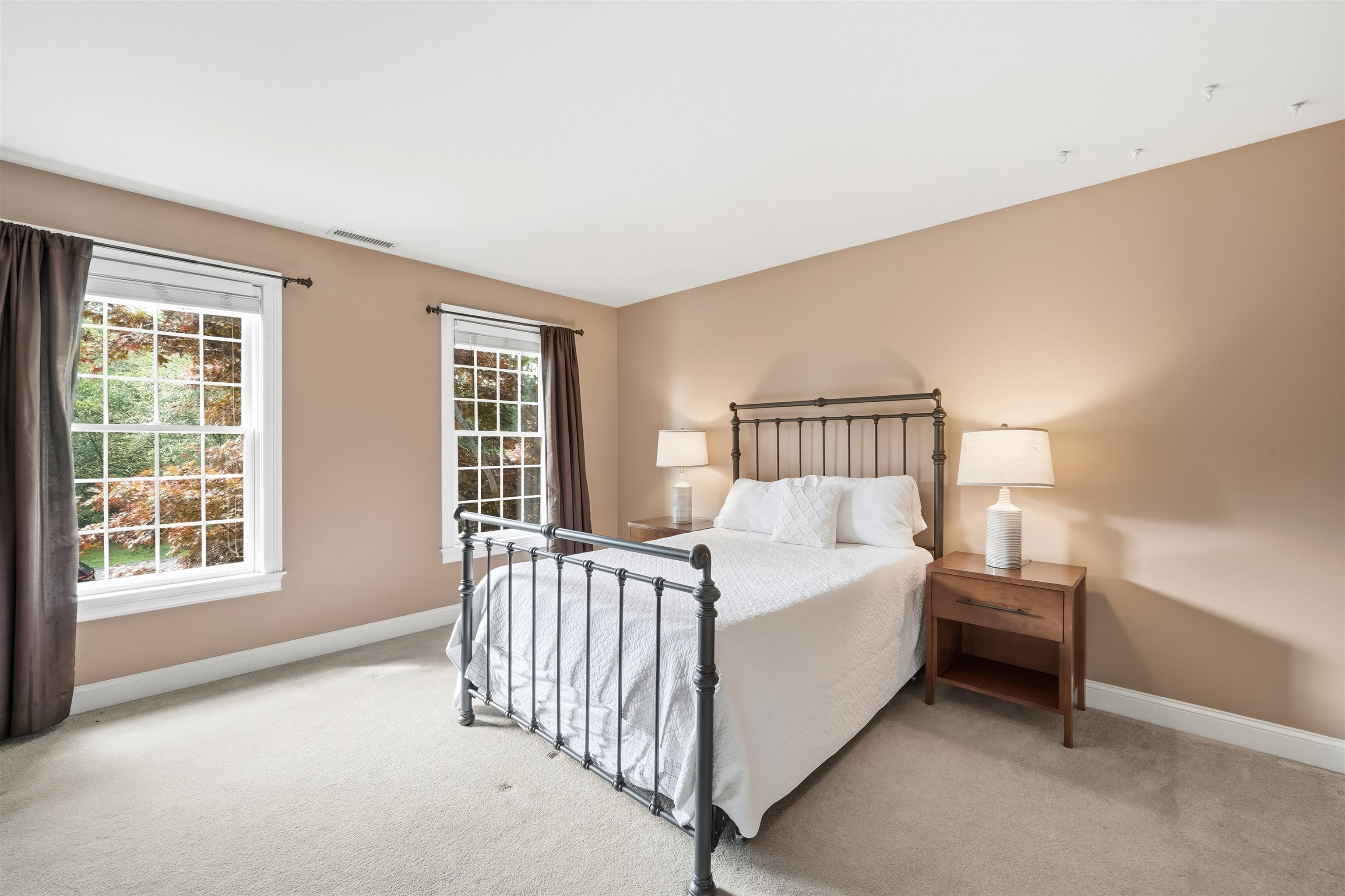 5 Sherwood Road Property Photo 27