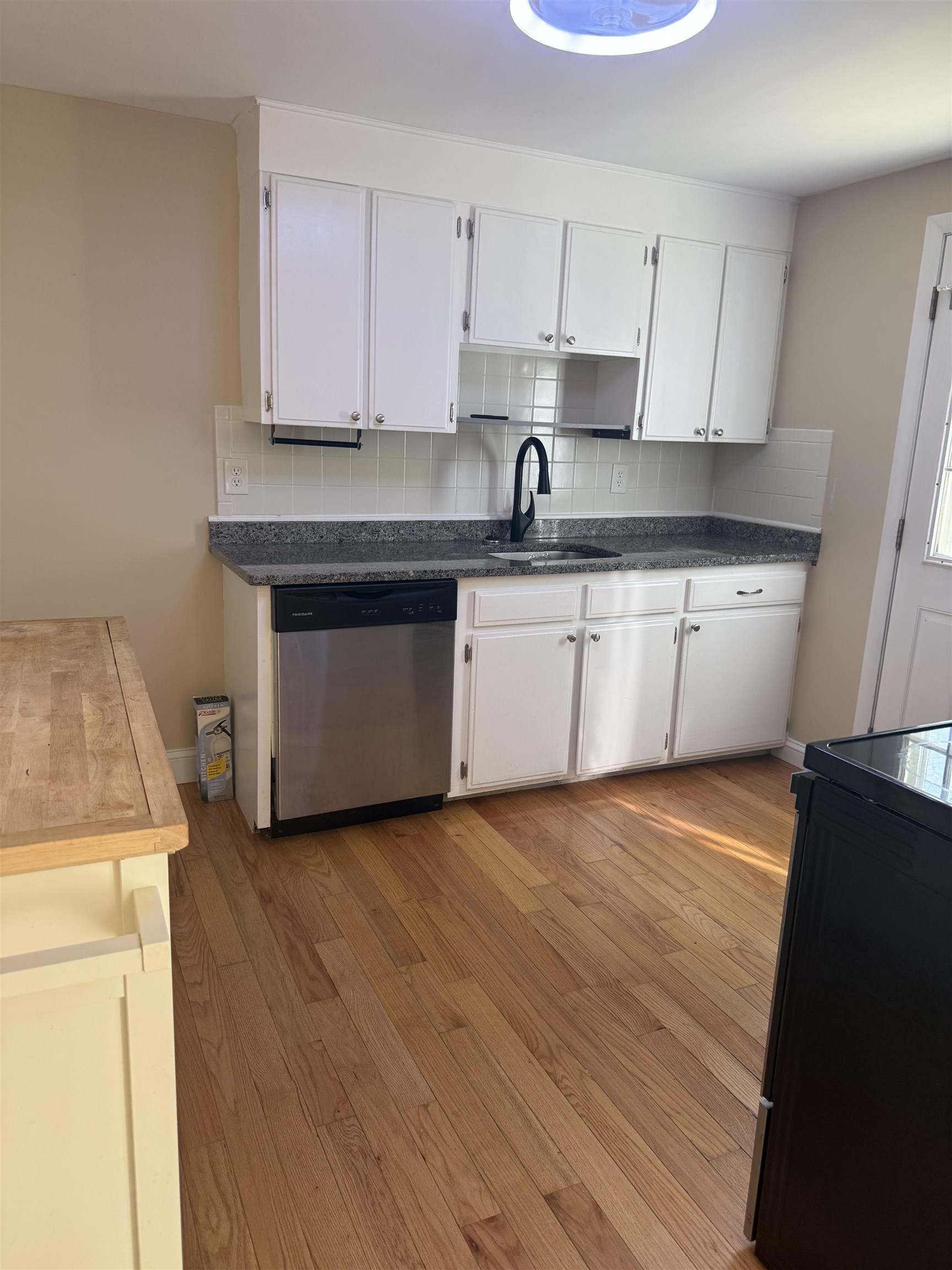 6 Auburn Street Property Photo 6