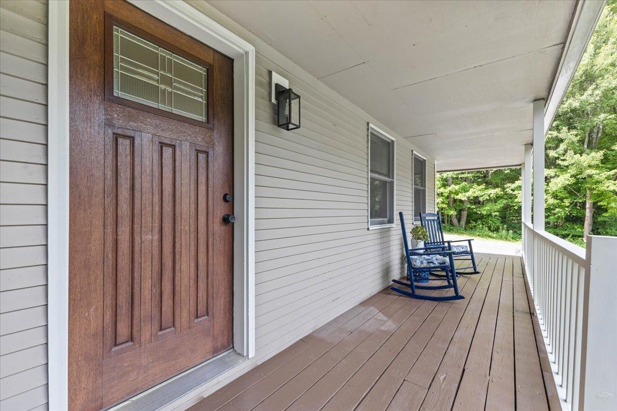 738 River Road Property Photo 3