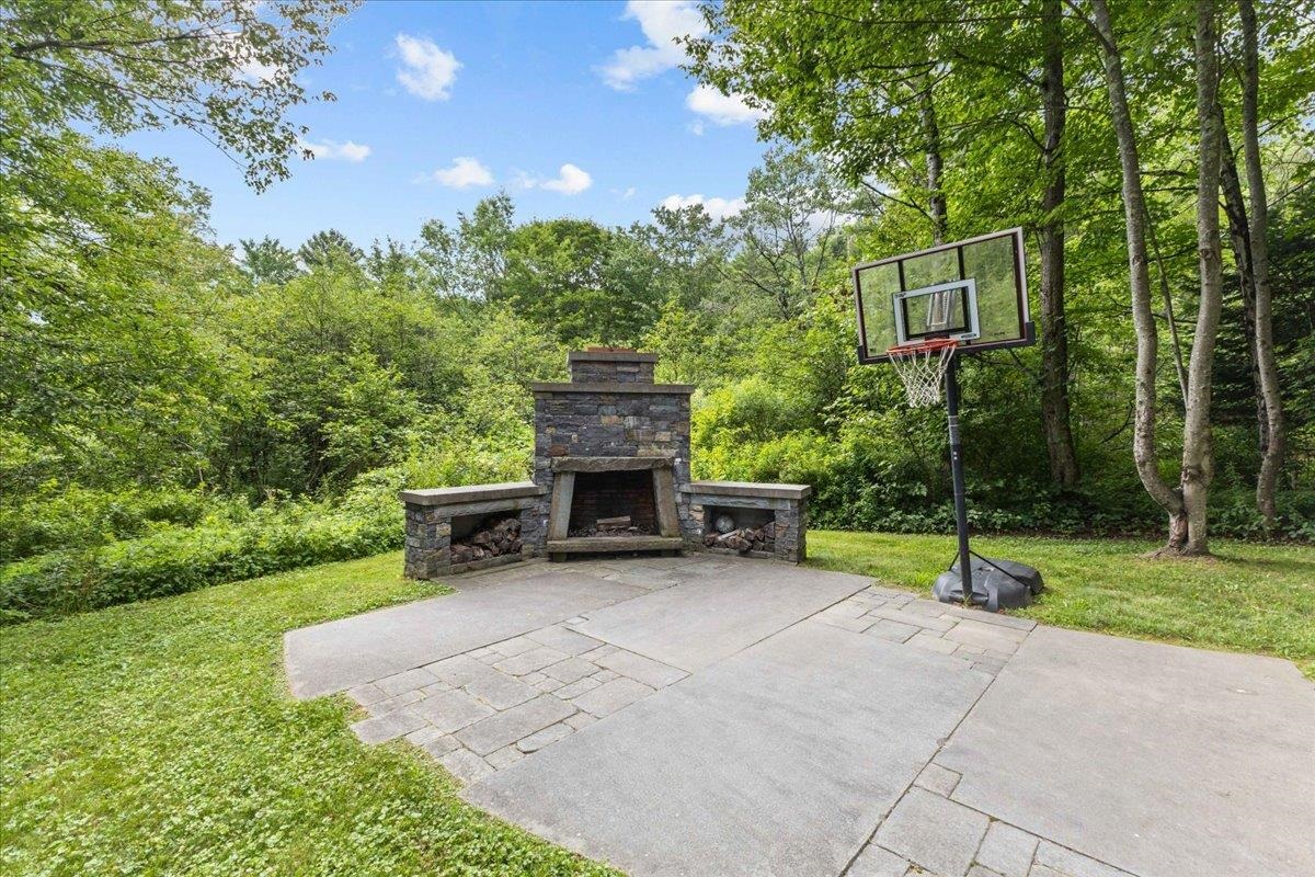 738 River Road Property Photo 53