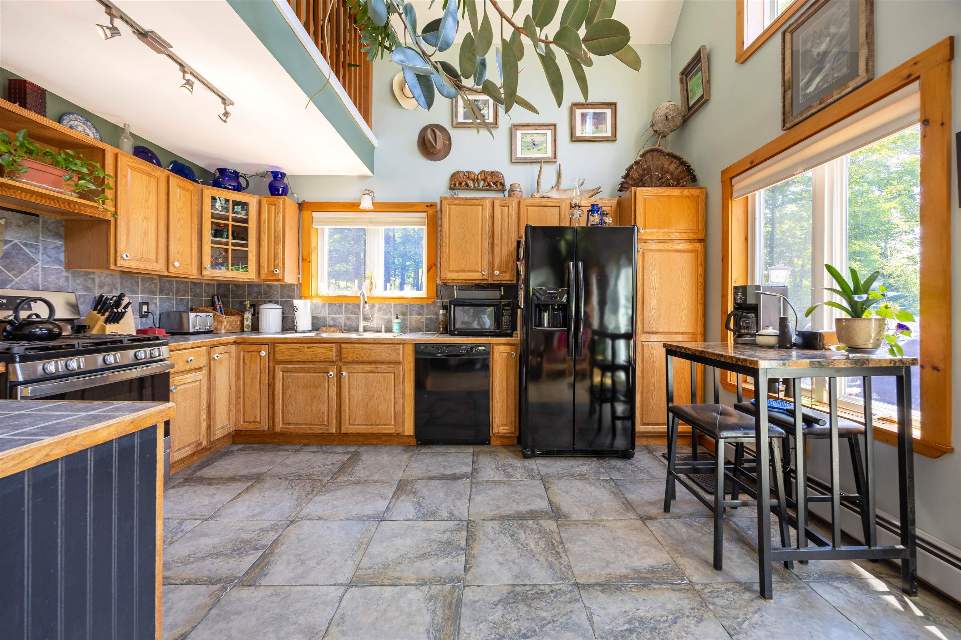158 Camp Road Property Photo 14