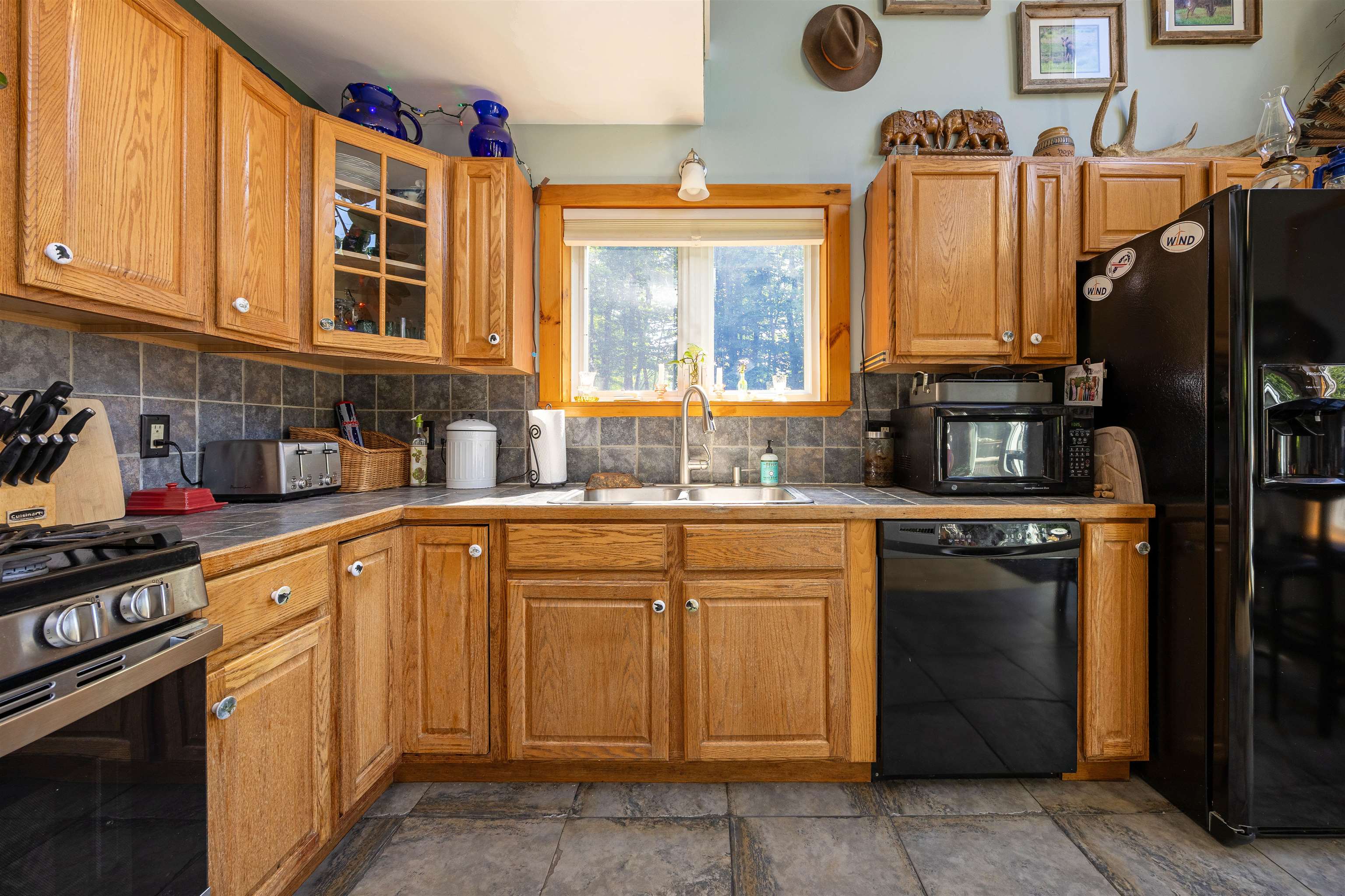 158 Camp Road Property Photo 15