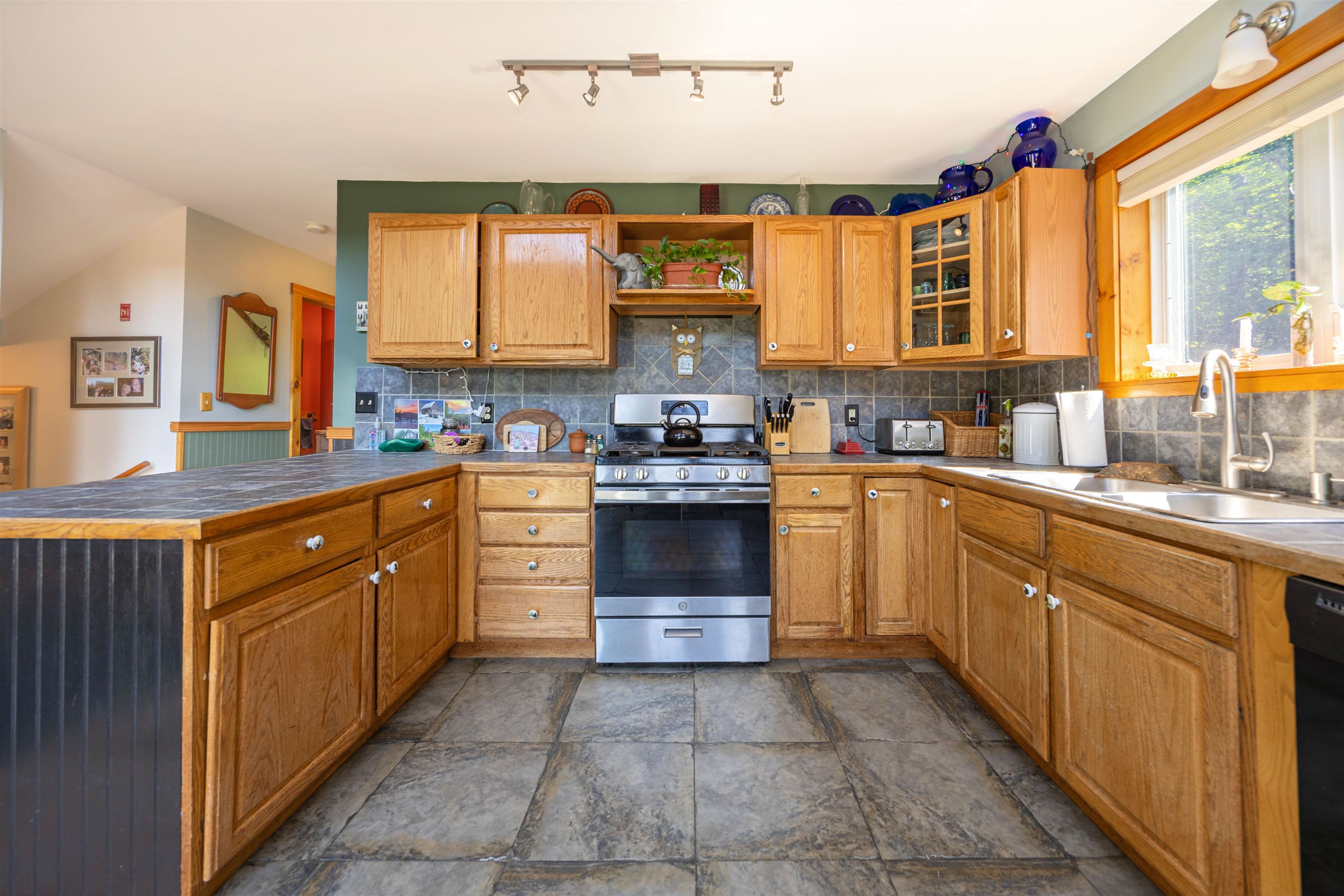 158 Camp Road Property Photo 17