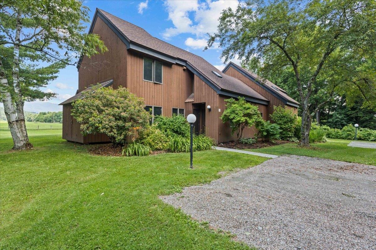 70 Field Road Property Photo 6