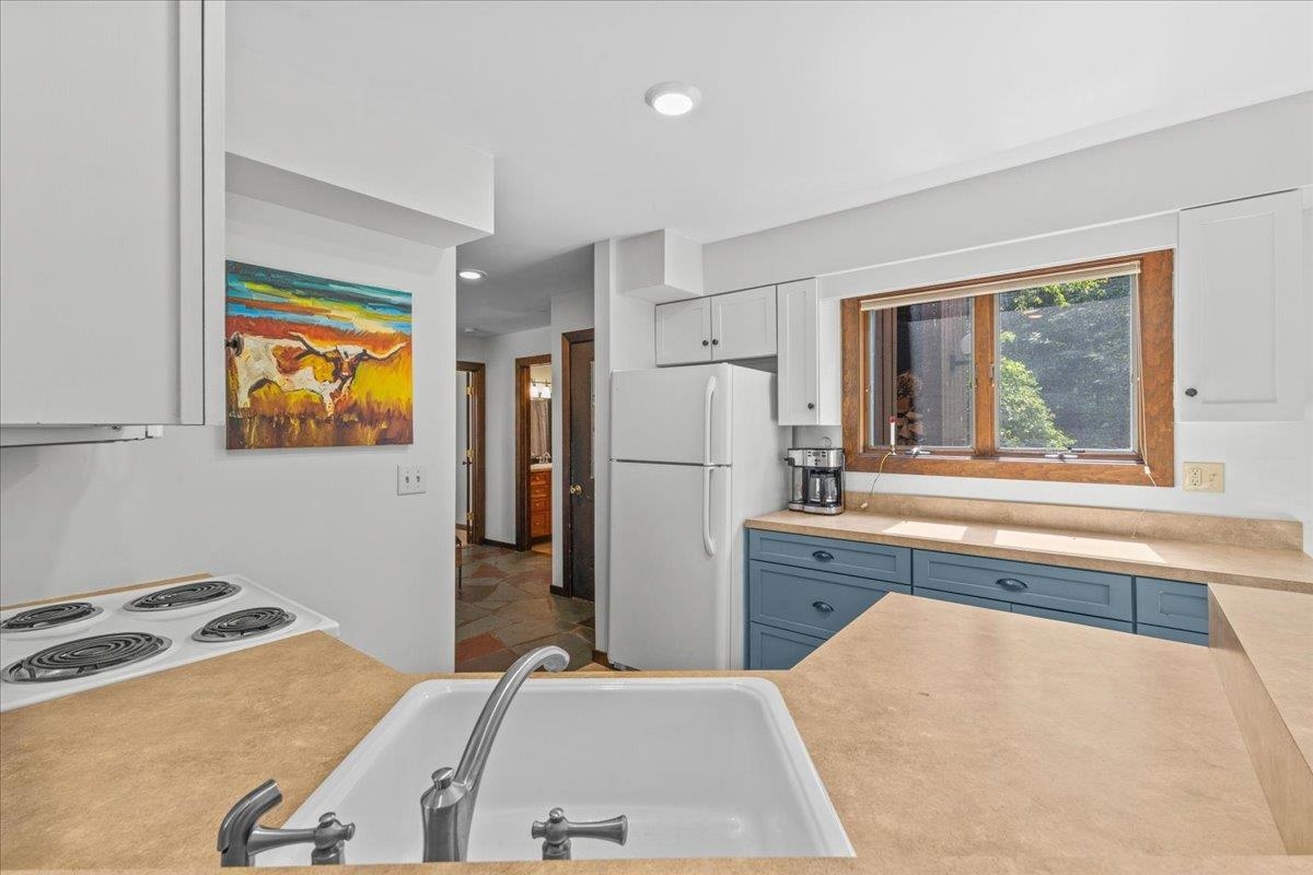 70 Field Road Property Photo 17