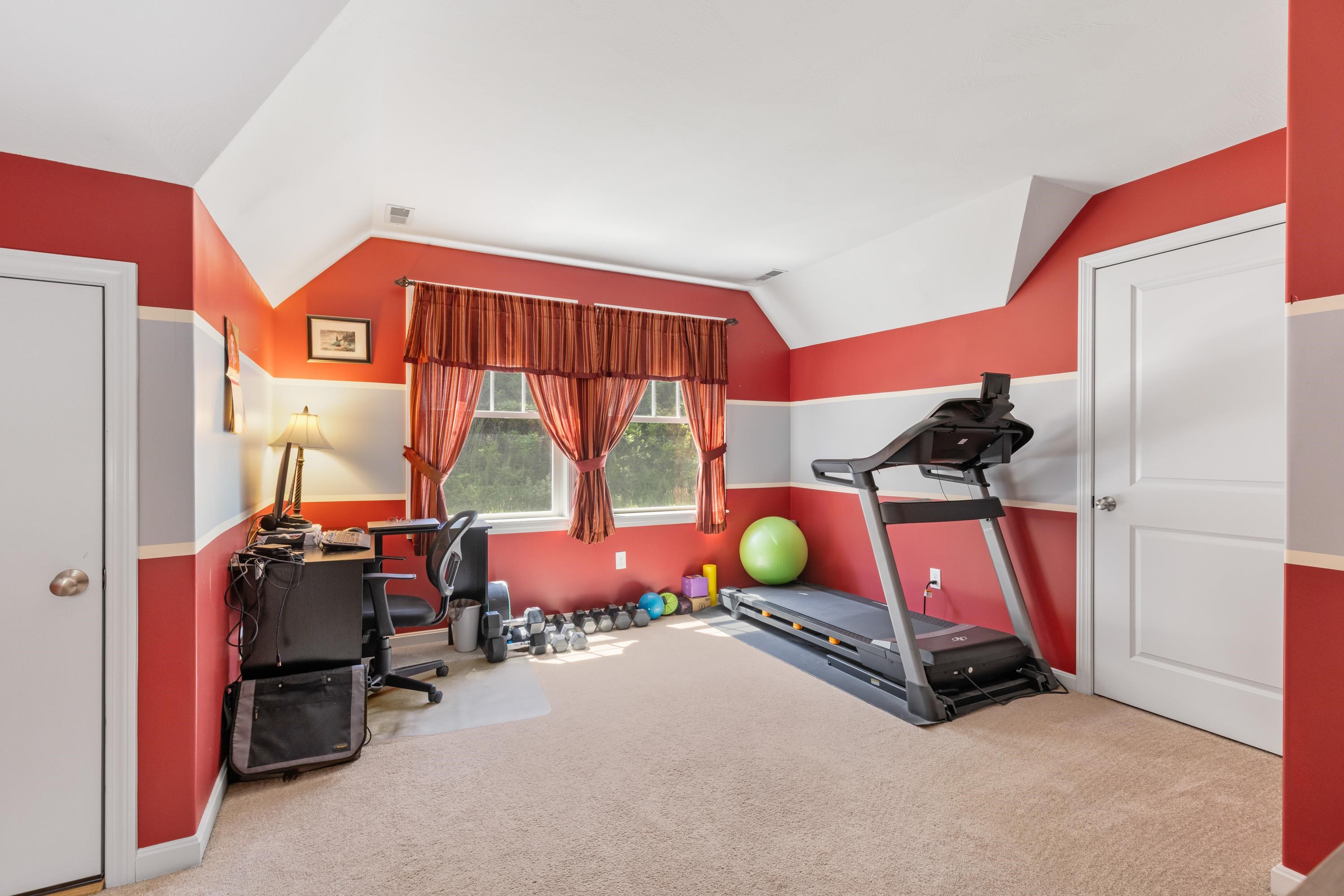 33 Cider Street Property Photo 28