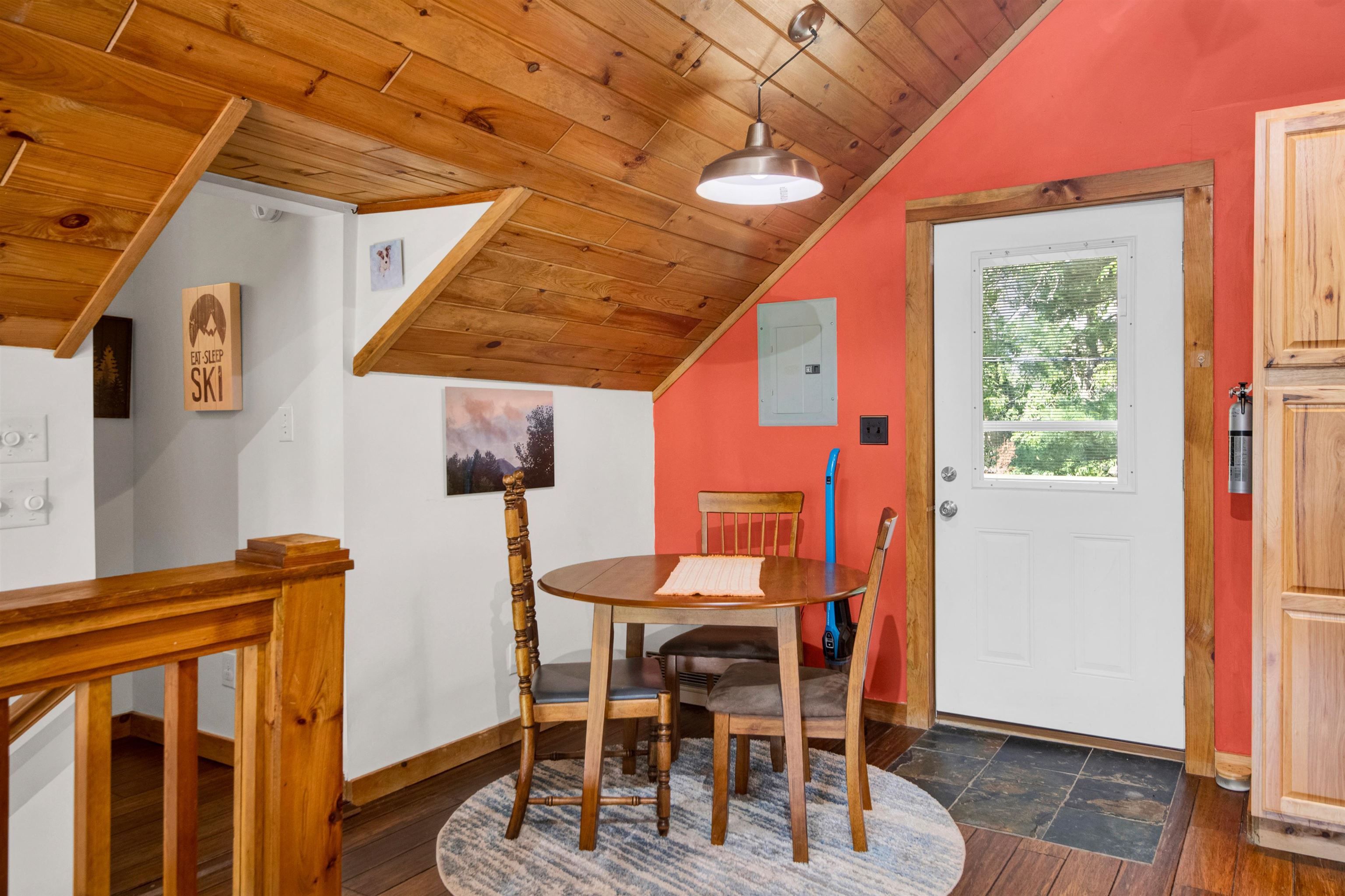 92 River Street Property Photo 25