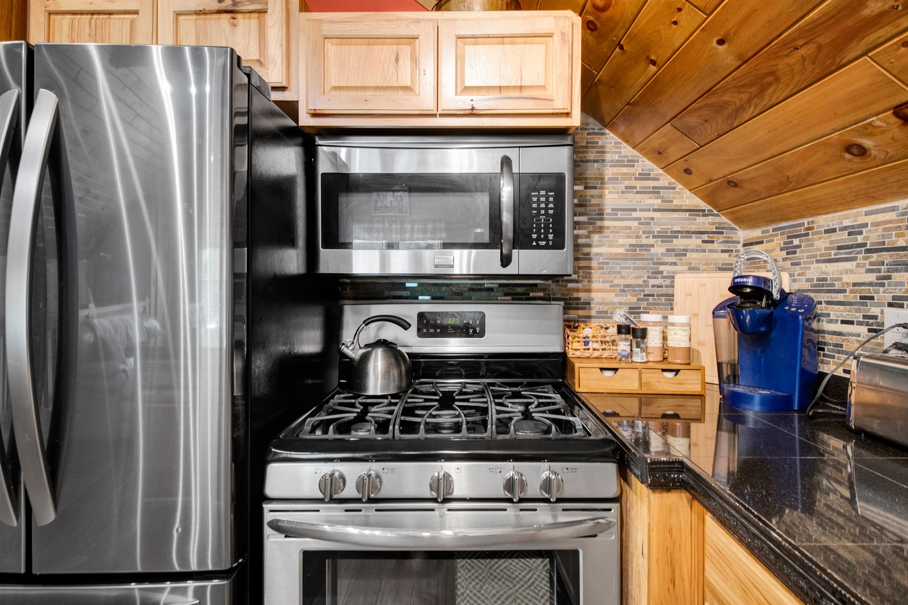 92 River Street Property Photo 28