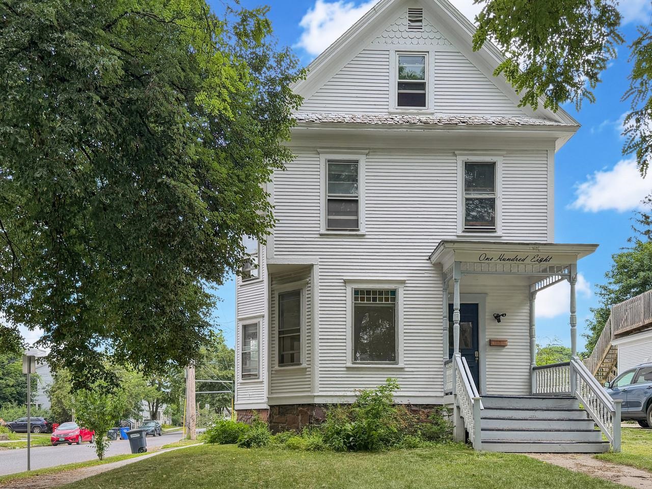 108 Buell Street Property Photo 1