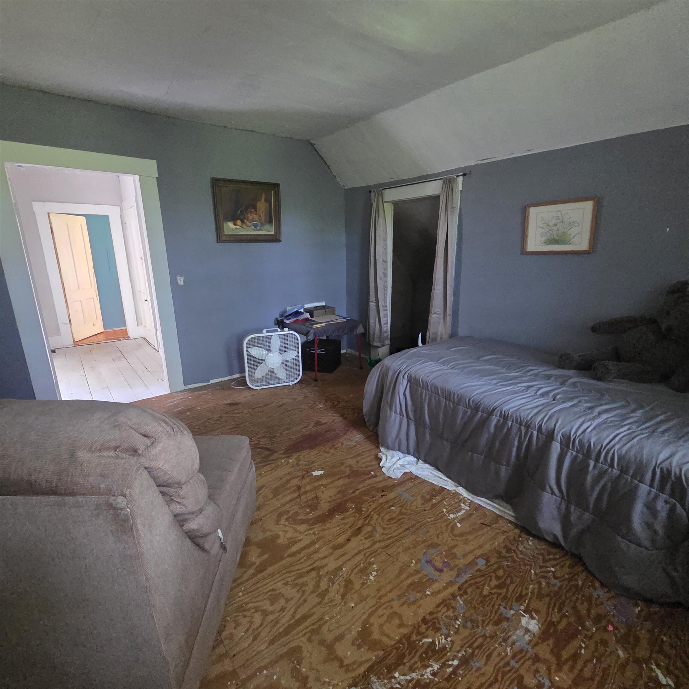 26 Pleasant Street Property Photo 18