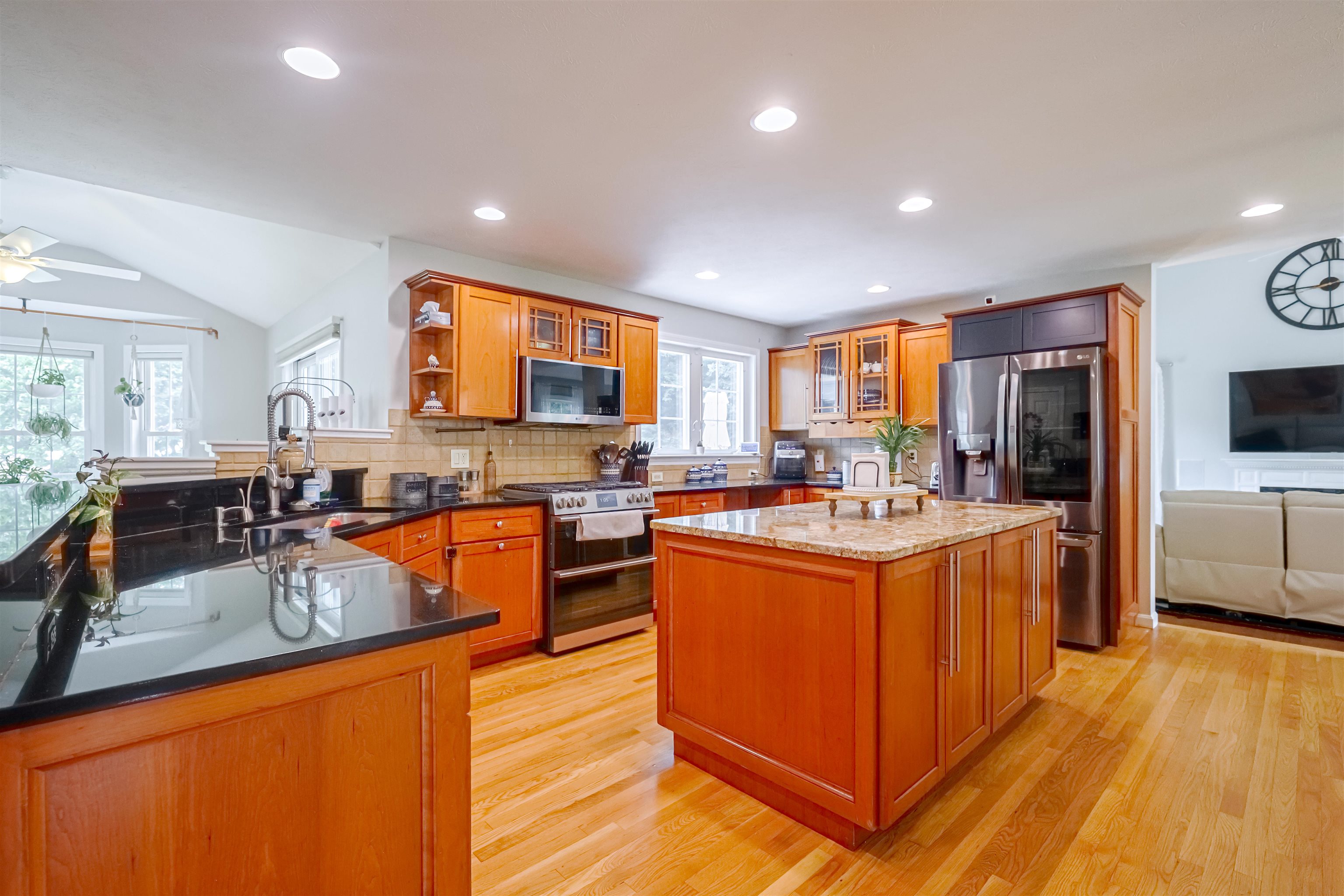 9 Taconic Drive Property Photo 5